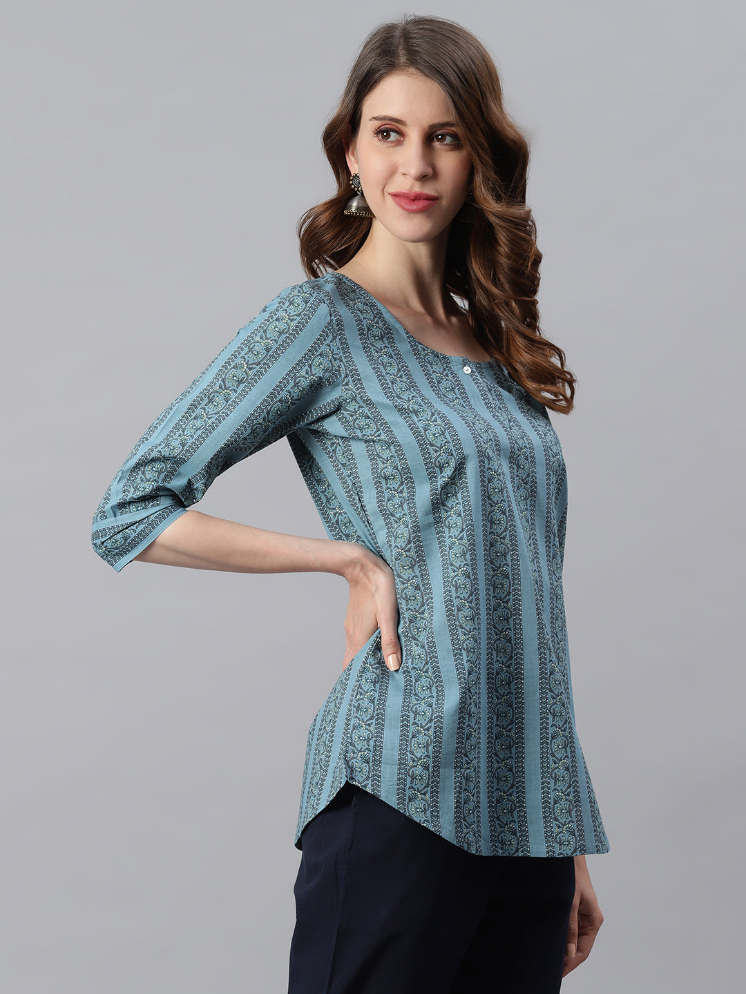 Janasya Women's Blue Cotton Floral Print Straight Tunic | Swadesiicart