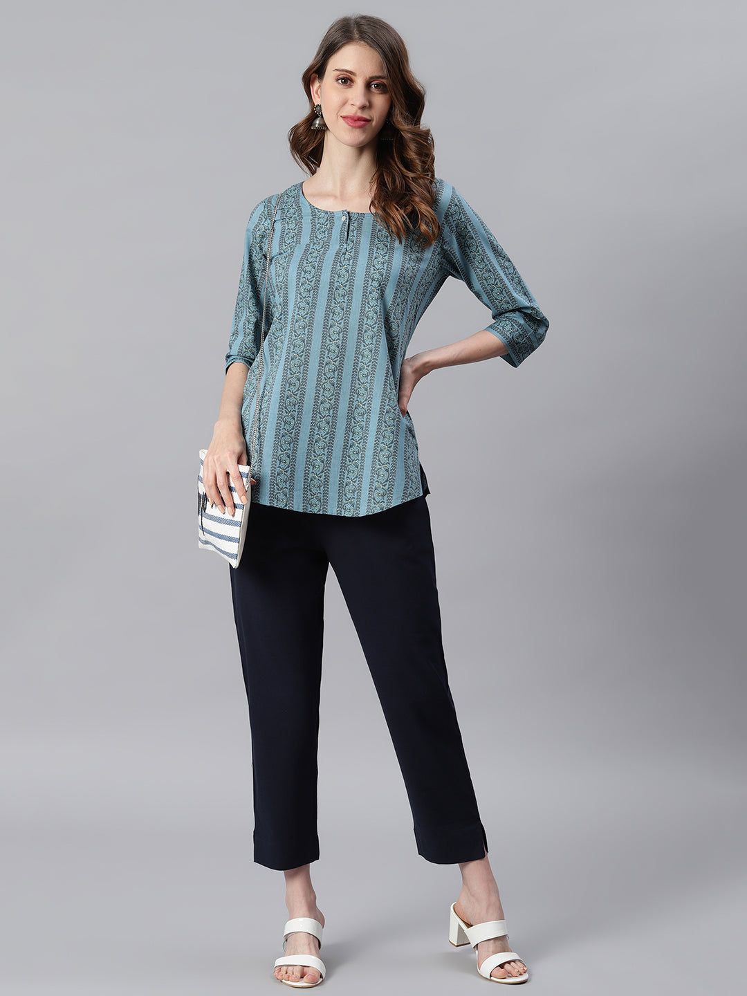 Janasya Women's Blue Cotton Floral Print Straight Tunic | Swadesiicart