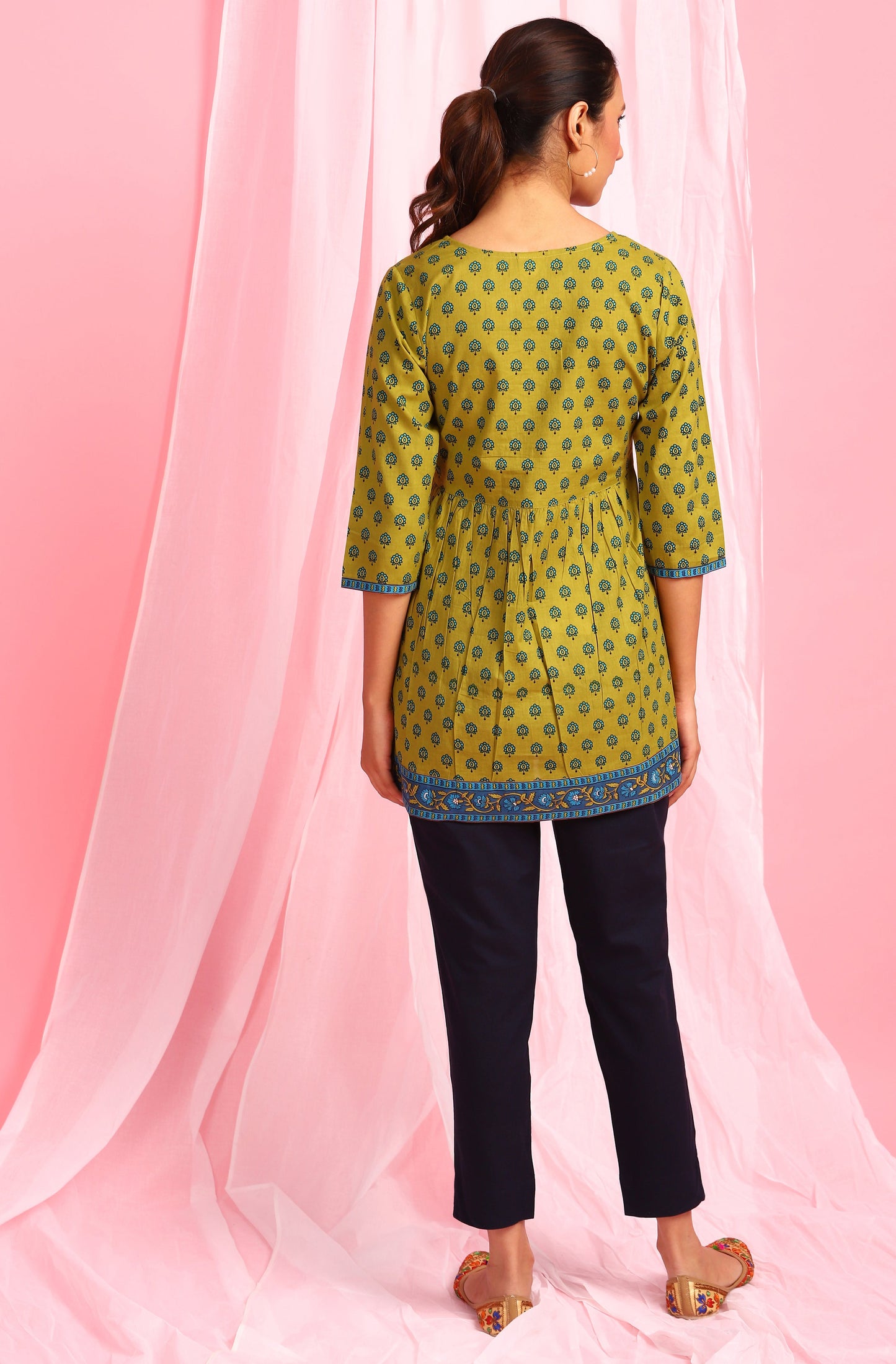 Janasya Women's Green Cotton Ethnic Motifs Empire Waist Tunic | Swadesiicart