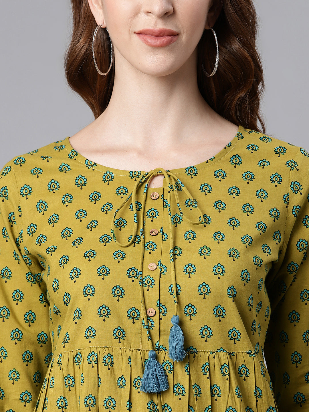 Janasya Women's Green Cotton Ethnic Motifs Empire Waist Tunic | Swadesiicart