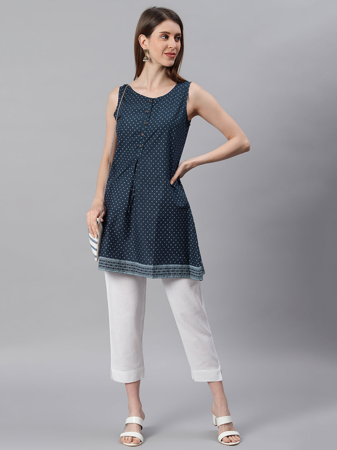 Janasya Women's Navy Blue Cotton Floral Print A-Line Tunic | Swadesiicart