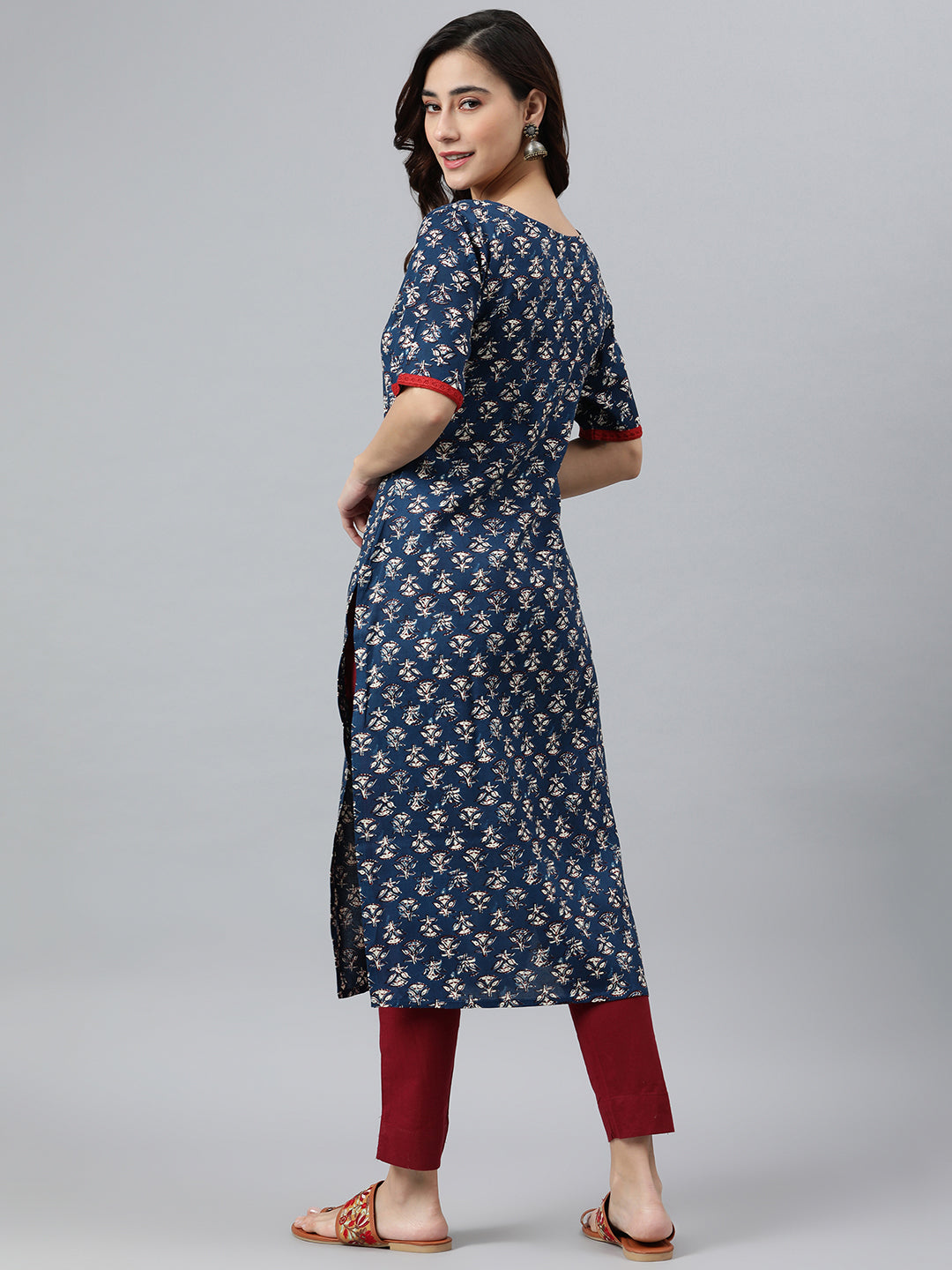 Janasya Women's Blue Rayon Floral Printed Casual Straight kurta | Swadesiicart