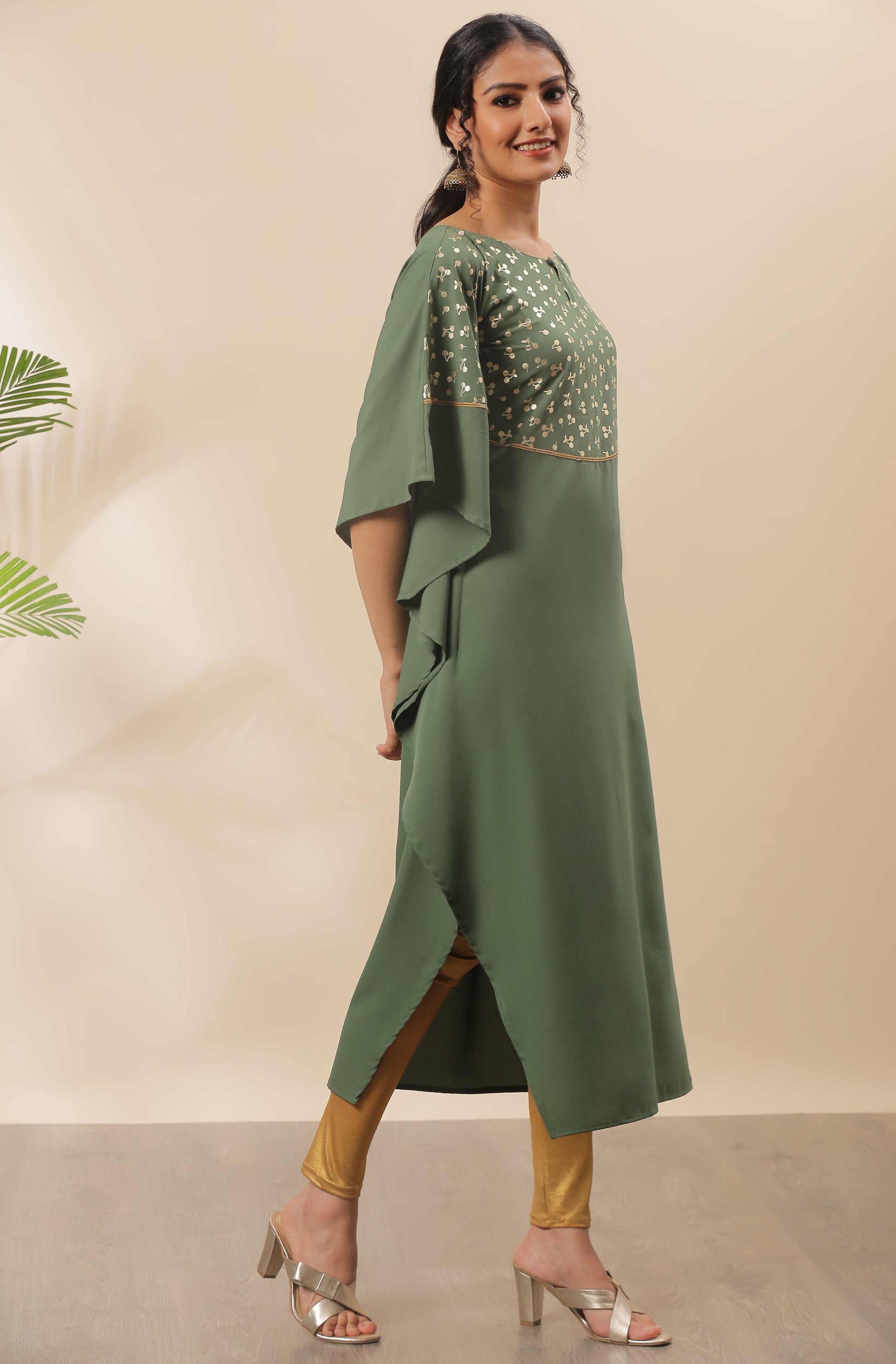Janasya Green Poly Crepe Foil Print Kaftan kurta - Swadesiicart