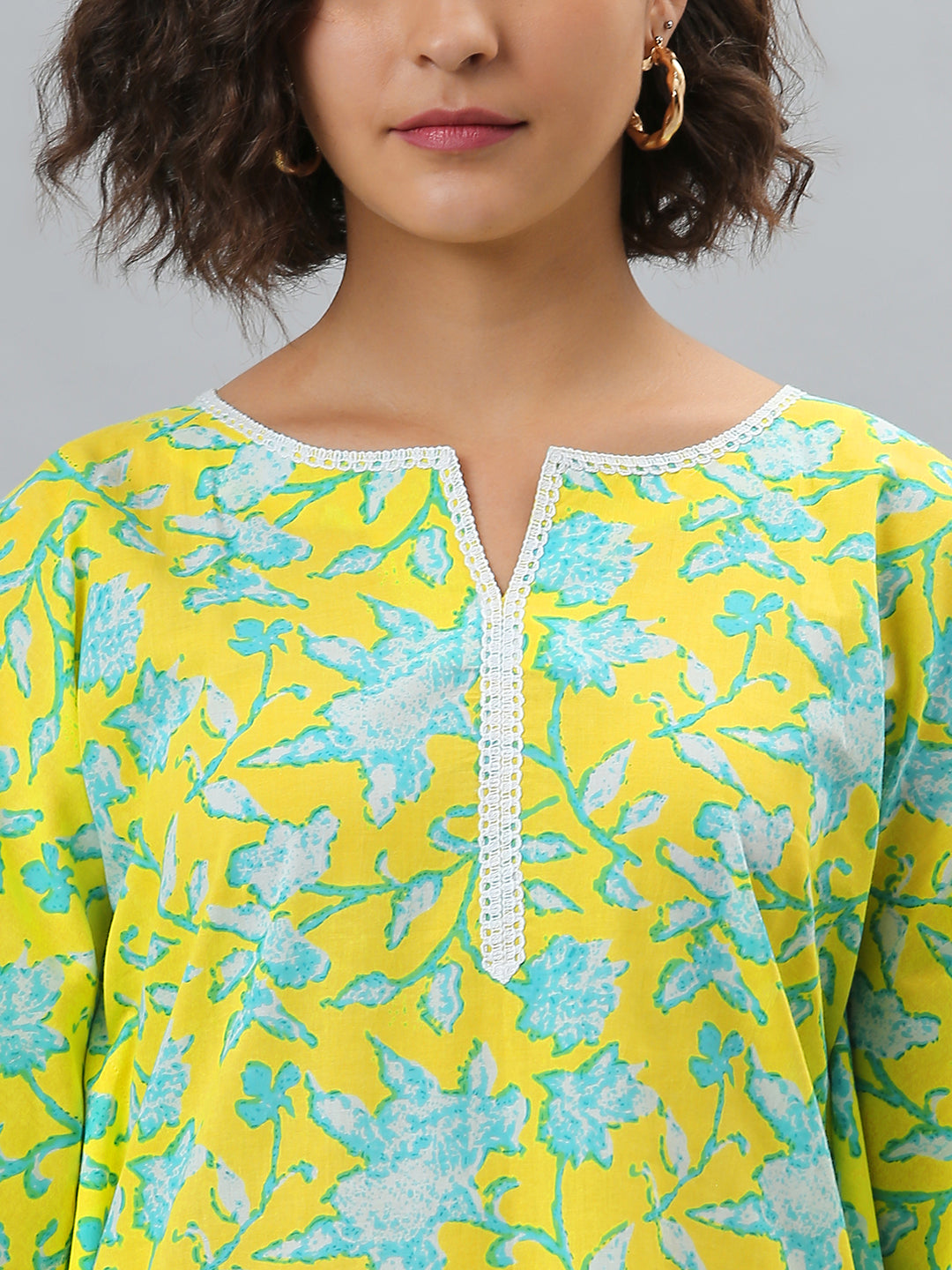 Janasya Women's Yellow Cotton Floral Print Casual Kaftan Kurta | Swadesiicart