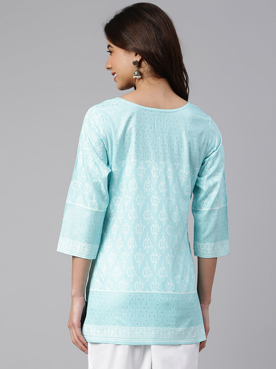Janasya Women's Mint Blue Cotton Floral Print Straight Tunic | Swadesiicart