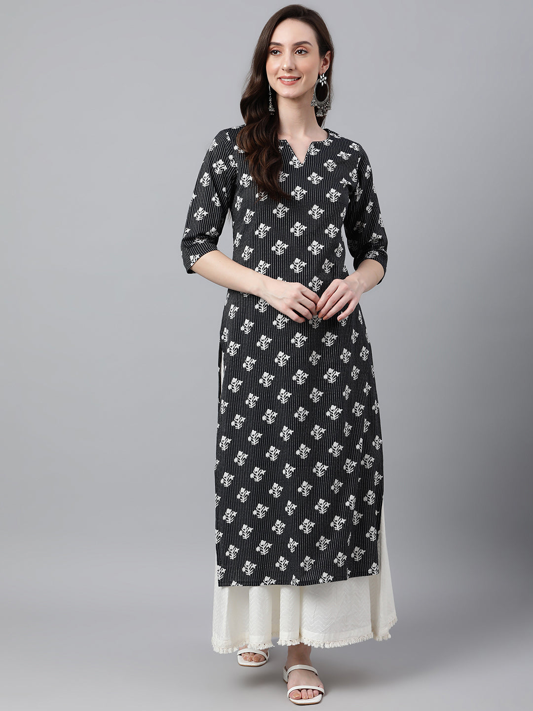 Janasya Women's Black Cotton Floral Printed Casual Straight Kurta | Swadesiicart