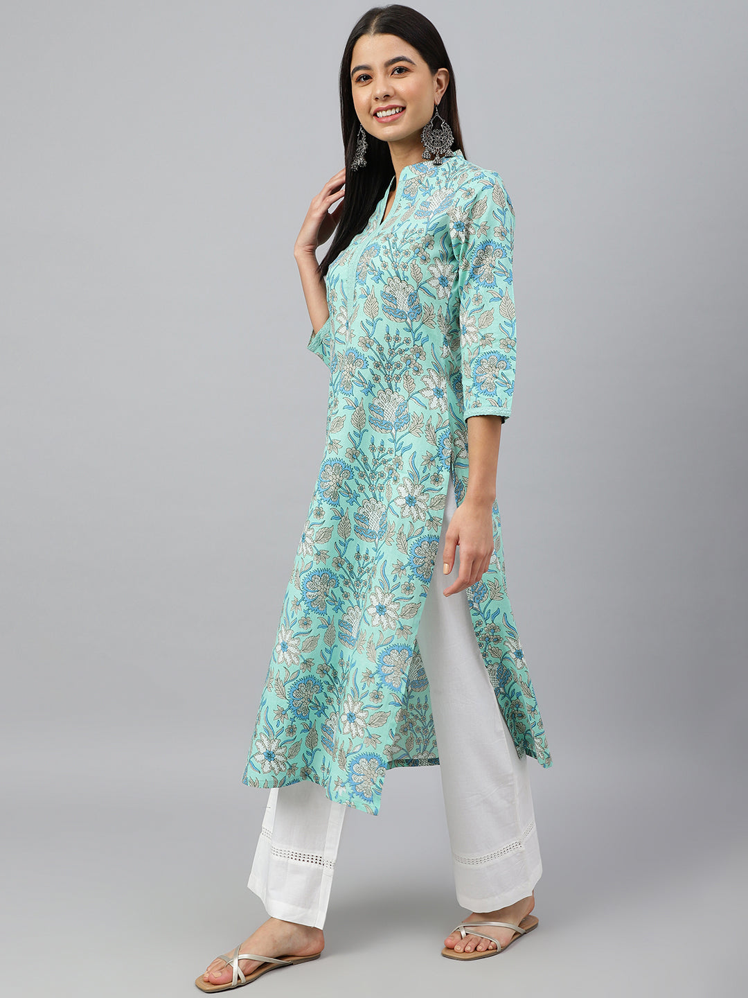 Janasya Women's Mint Green Cotton Floral Printed Casual Straight Kurta | Swadesiicart