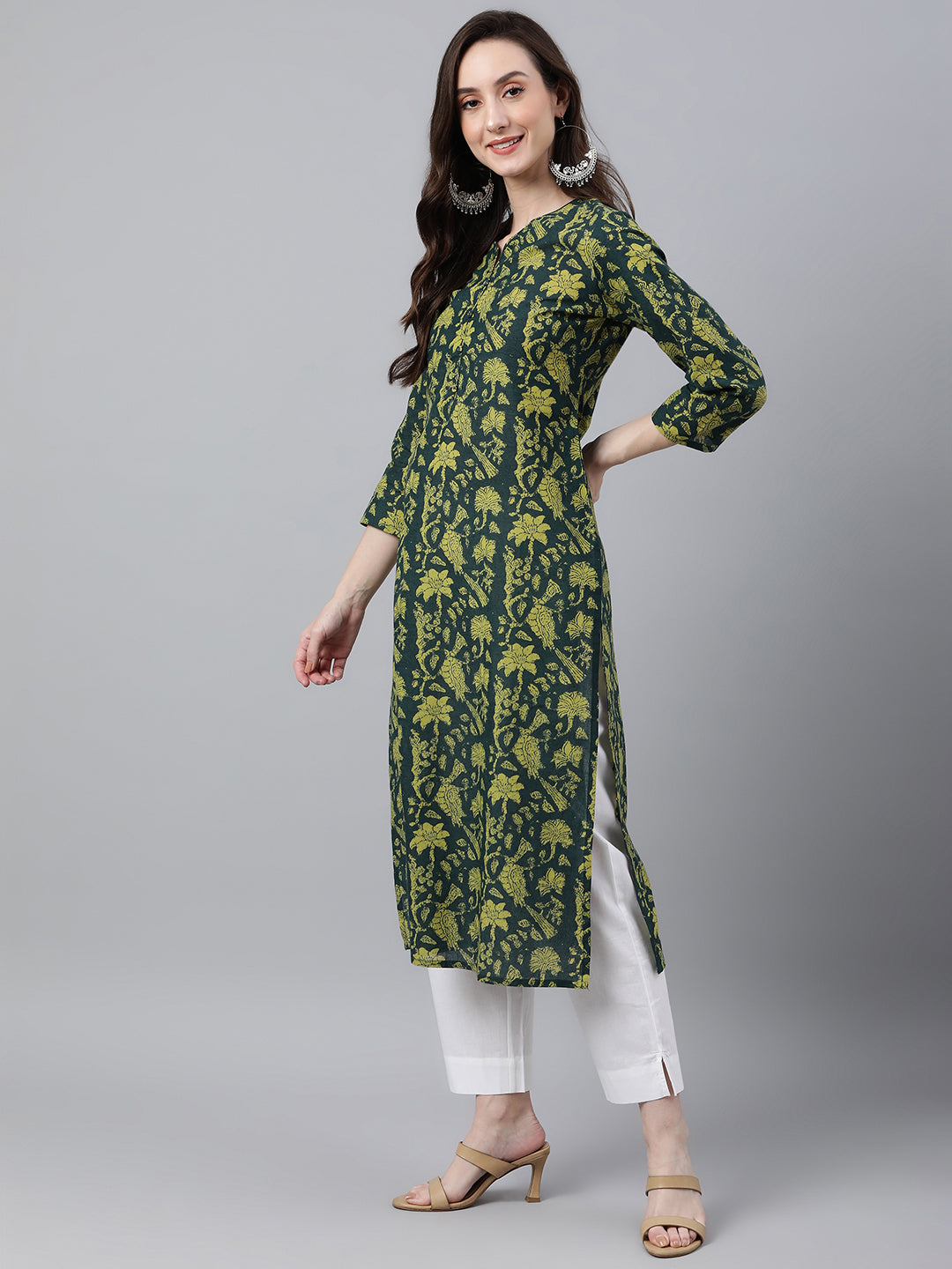 Indian Clothing Janasya Women's Dark Green Cotton Floral Printed Casual Straight Kurta | Swadesiicart