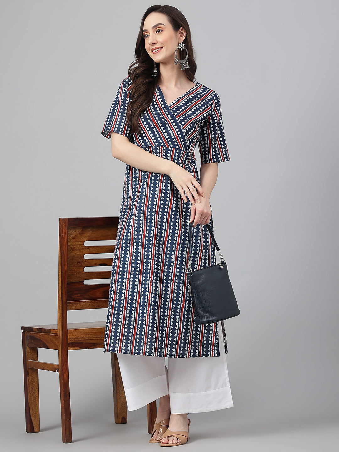 Janasya Women's Navy Blue Cotton Geometric Printed Casual Straight Kurta - Swadesiicart