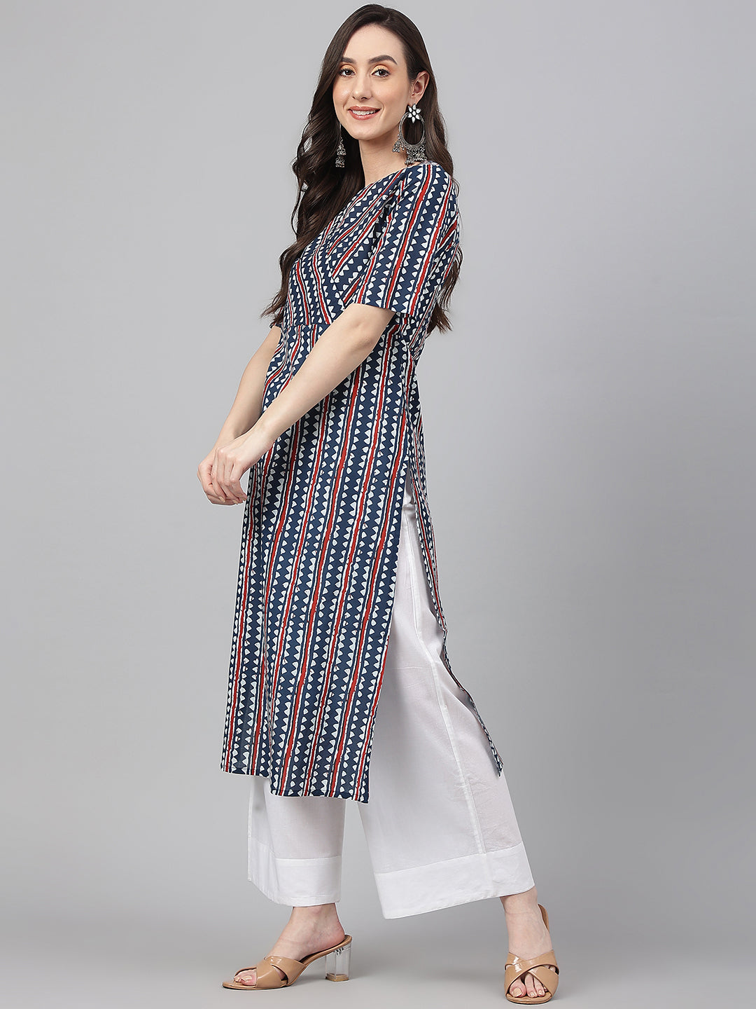 Janasya Women's Navy Blue Cotton Geometric Printed Casual Straight Kurta - Swadesiicart
