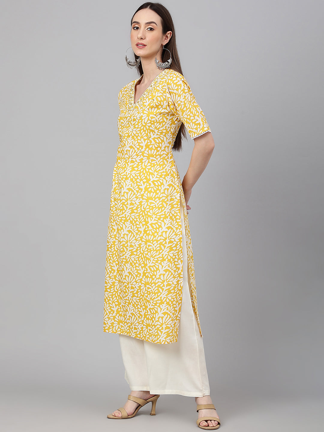Janasya Women's Yellow Cambric Cotton Printed Casual Straight Kurta | Swadesiicart