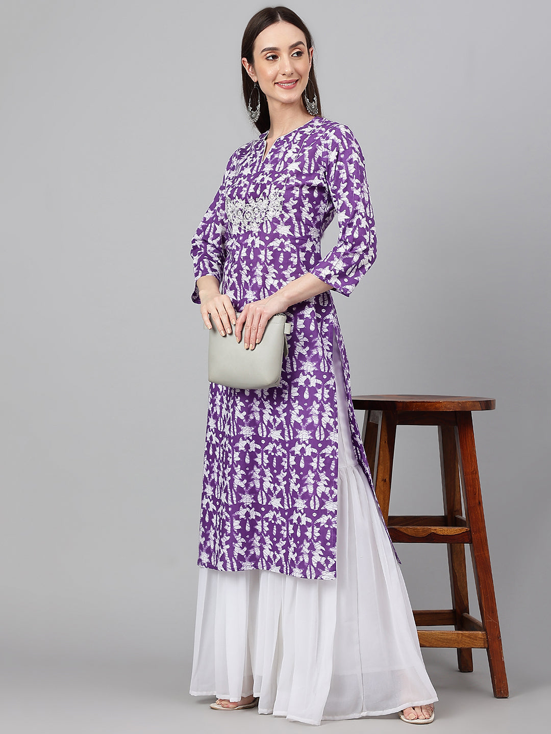 Janasya Women's Purple Cotton Batik Printed Casual Straight Kurta | Swadesiicart