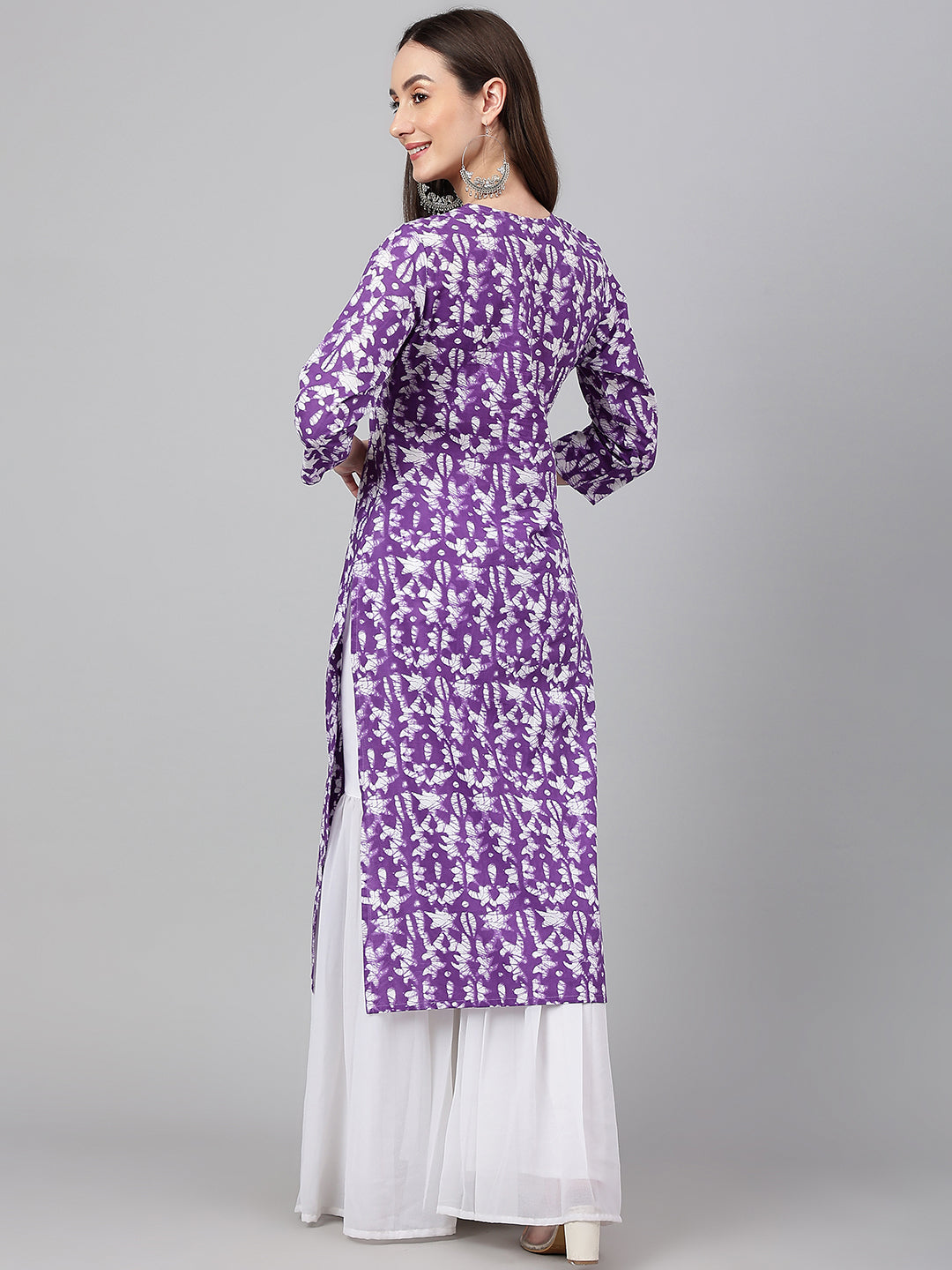 Janasya Women's Purple Cotton Batik Printed Casual Straight Kurta | Swadesiicart