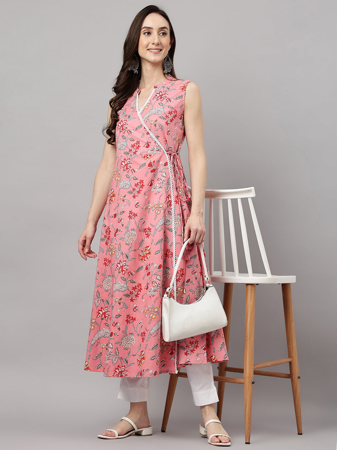 Janasya Women's Pink Cotton Floral Printed Casual Angrakha Kurta | Swadesiicart