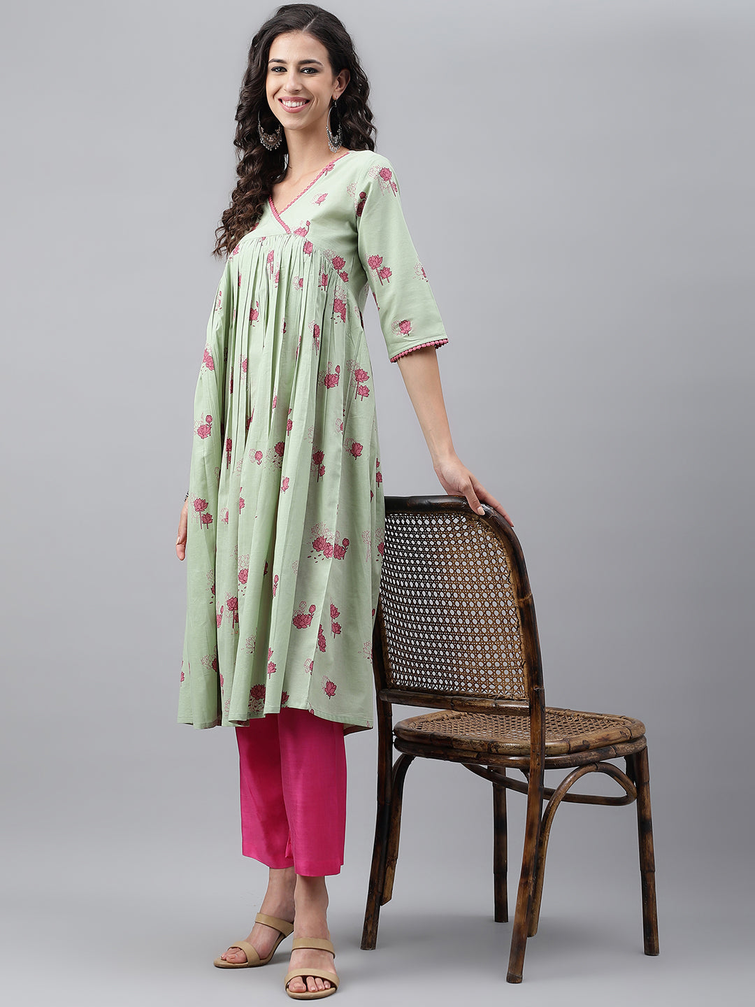 Janasya Women's Light Green Cotton Floral Printed Casual Flared Kurta - Swadesiicart