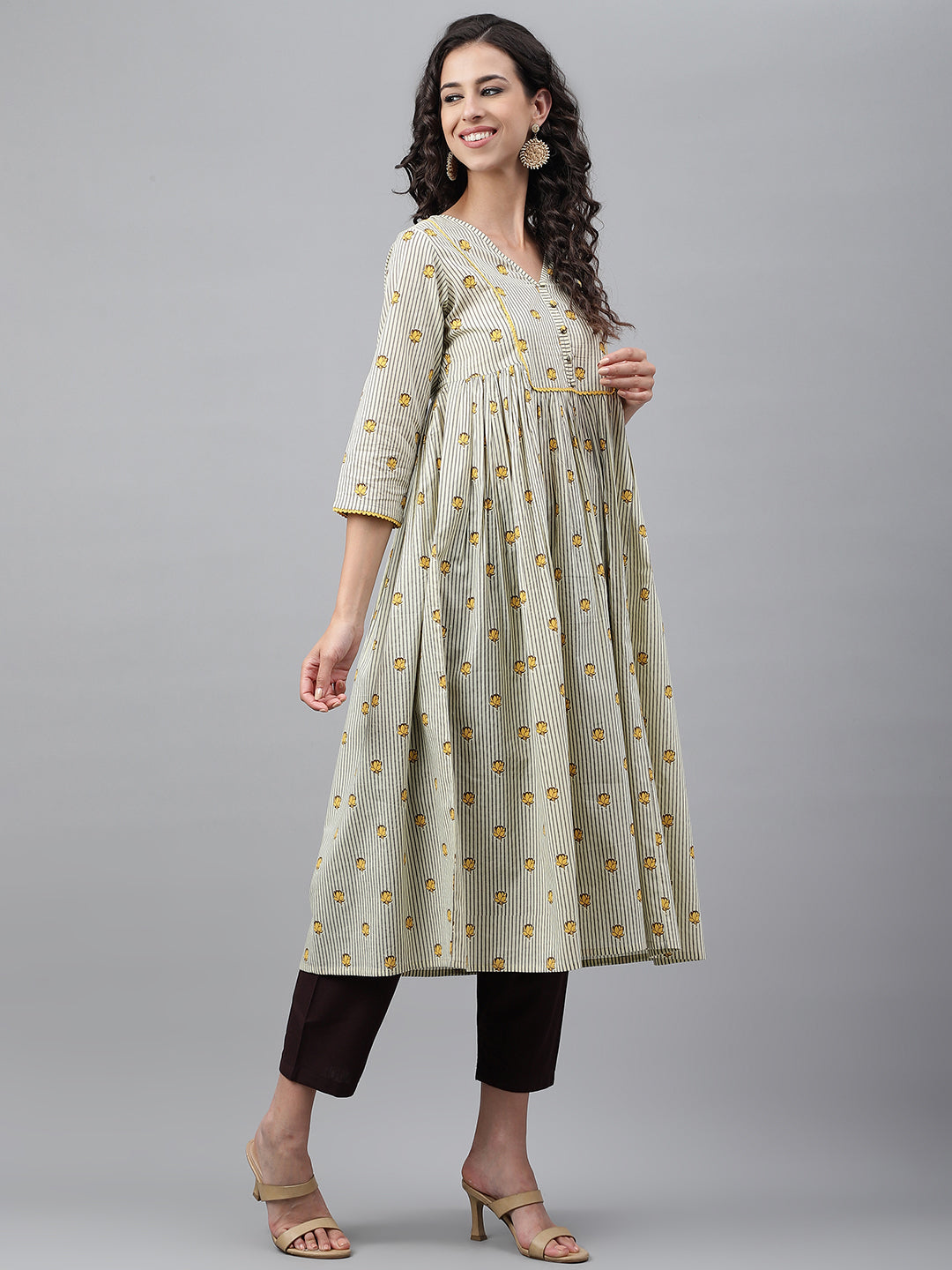 Janasya Women's Light Yellow Cotton Floral Printed Party Flared Kurta | Swadesiicart