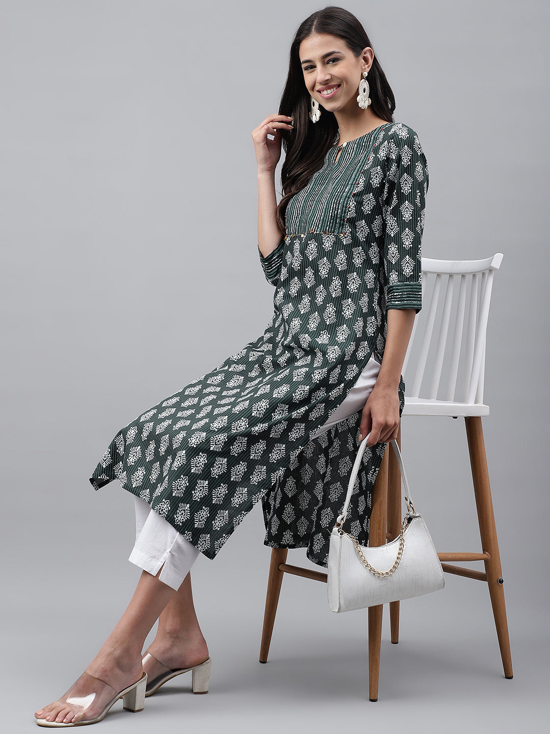 Janasya Women's Dark Green Cotton Ethnic Motifs Casual Straight Kurta | Swadesiicart