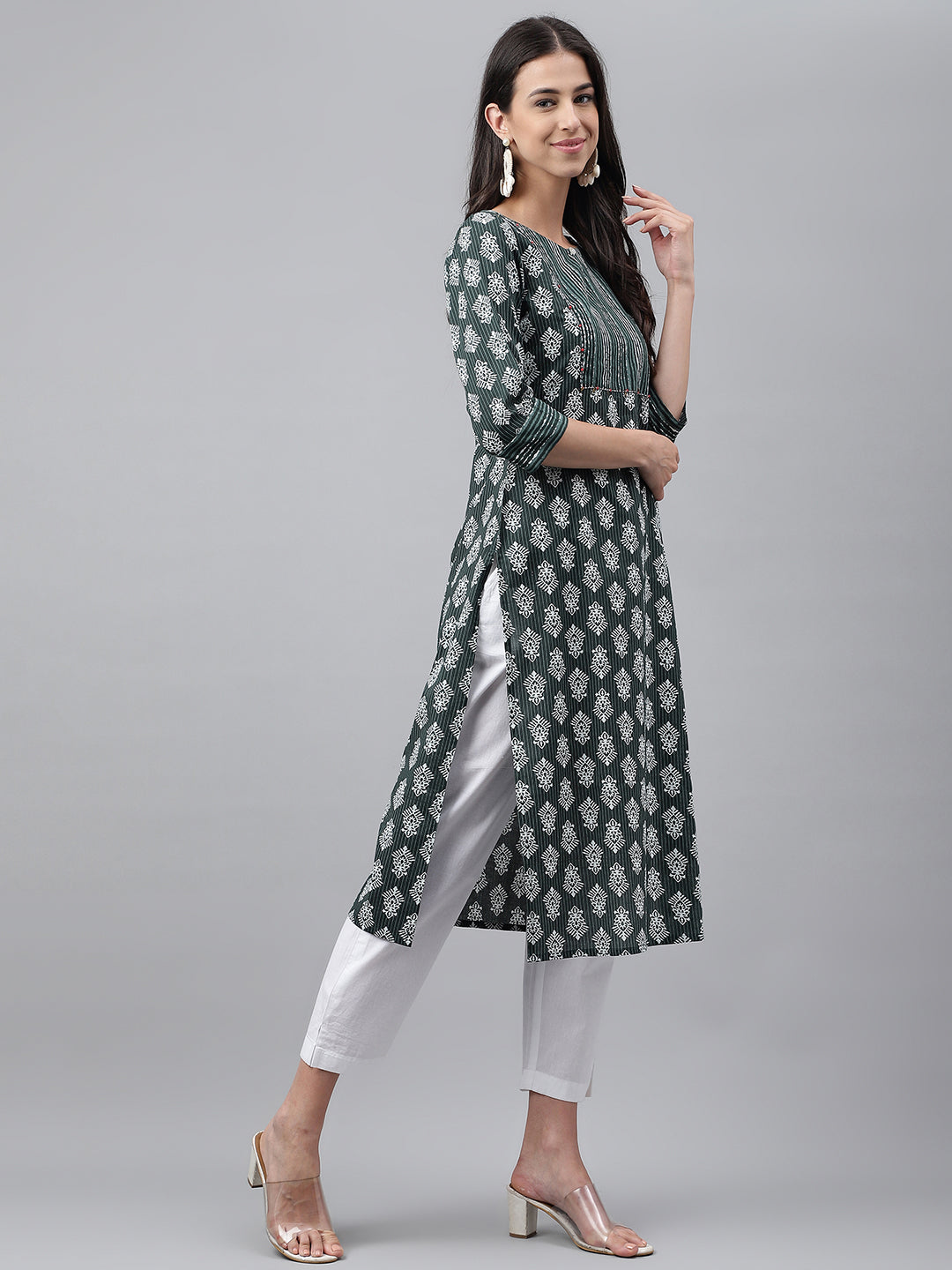 Janasya Women's Dark Green Cotton Ethnic Motifs Casual Straight Kurta | Swadesiicart