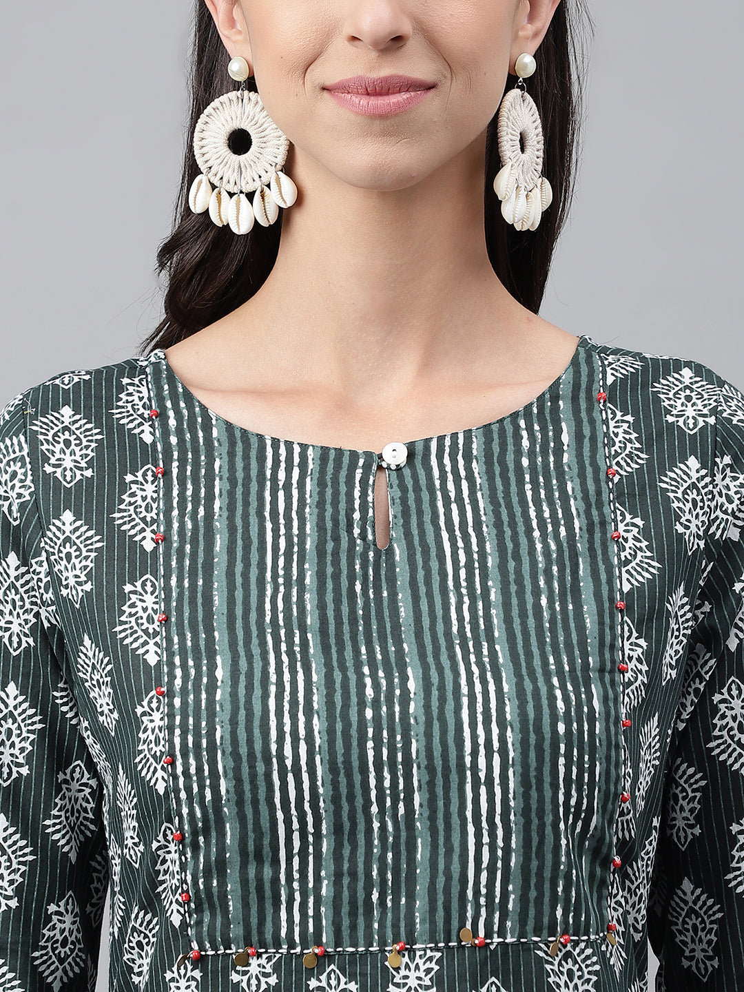 Janasya Women's Dark Green Cotton Ethnic Motifs Casual Straight Kurta | Swadesiicart