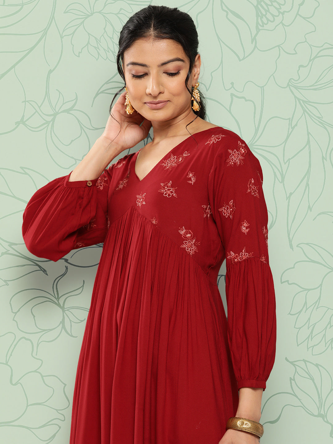 Janasya Women's Maroon Rayon Solid Party Gathered Kurta | Swadesiicart