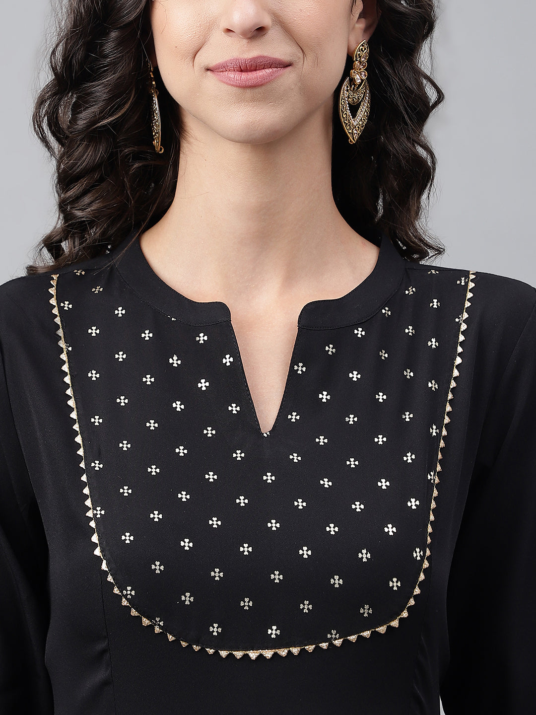 Janasya Women's Black Crepe Foil Printed Festive Anarkali Kurta | Swadesiicart
