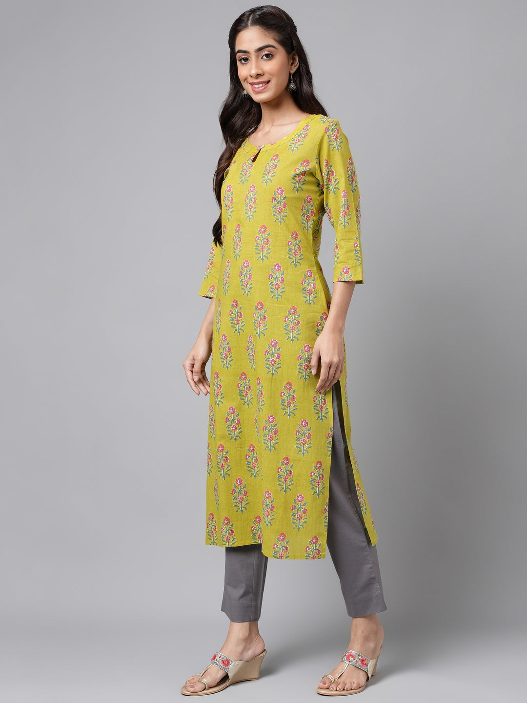 Janasya Women's Green Cotton Floral Printed Casual Straight Kurta | Swadesiicart
