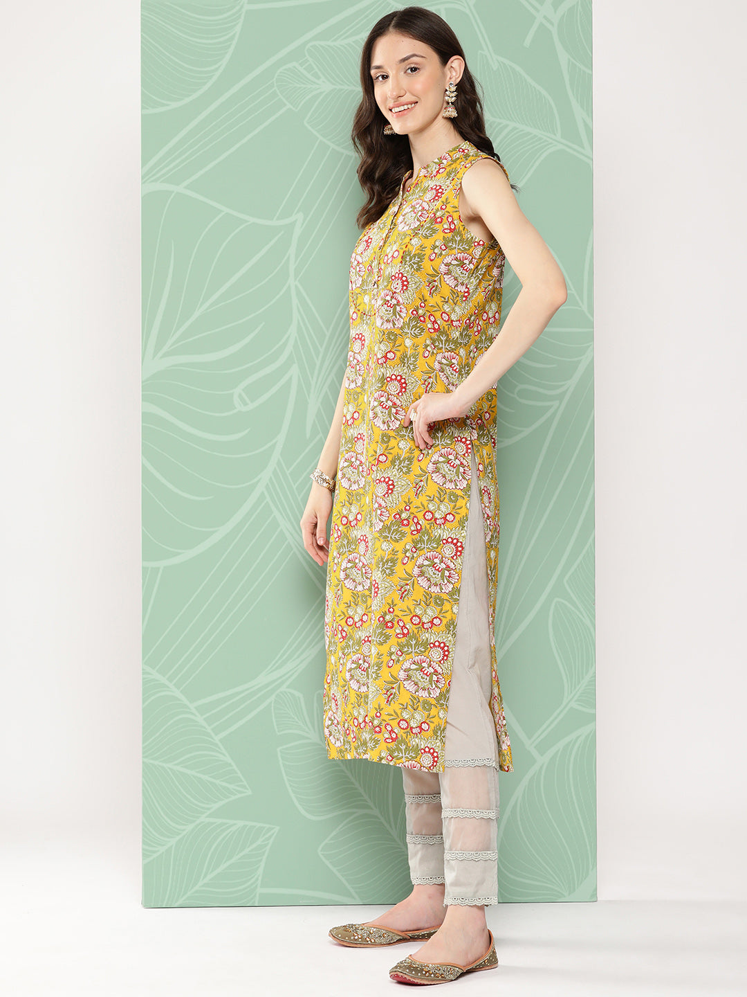 Janasya Women's Yellow Cotton Floral Printed Casual Straight Kurta | Swadesiicart