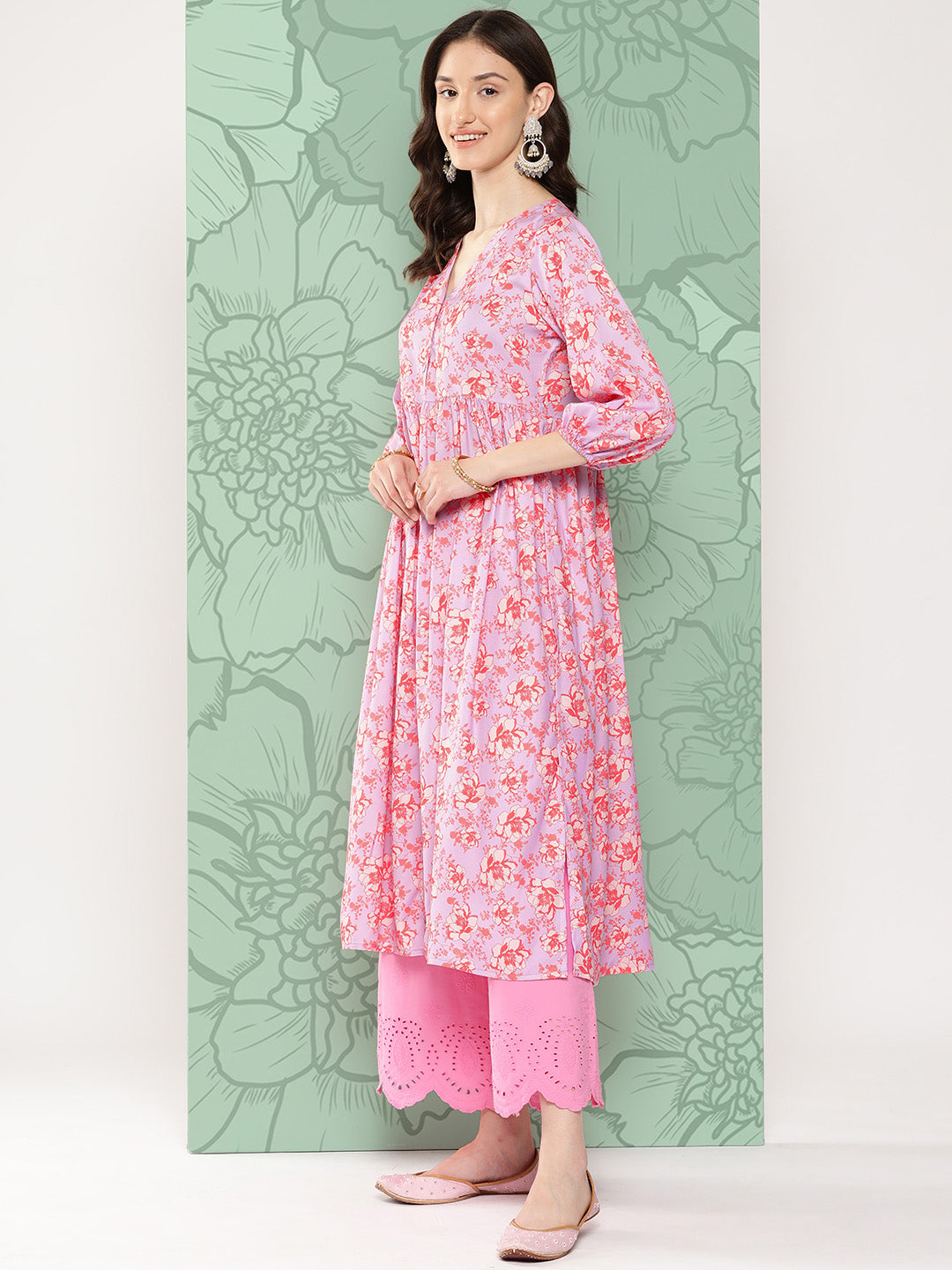 Janasya Women's Lavender Moss Digital Floral Printed Casual Gathered Kurta | Swadesiicart