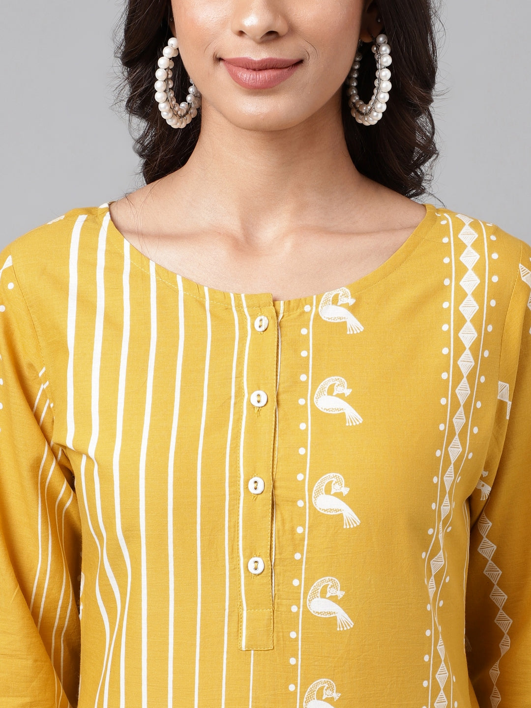 Janasya Women's Yellow Cotton Ethnic Motif Printed Casual Straight Kurta | Swadesiicart