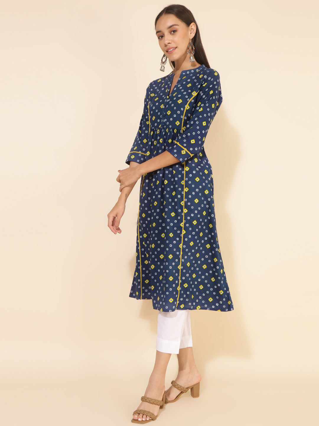 Janasya Blue Cotton Bandhani Printed Casual Kurta | Swadesiicart