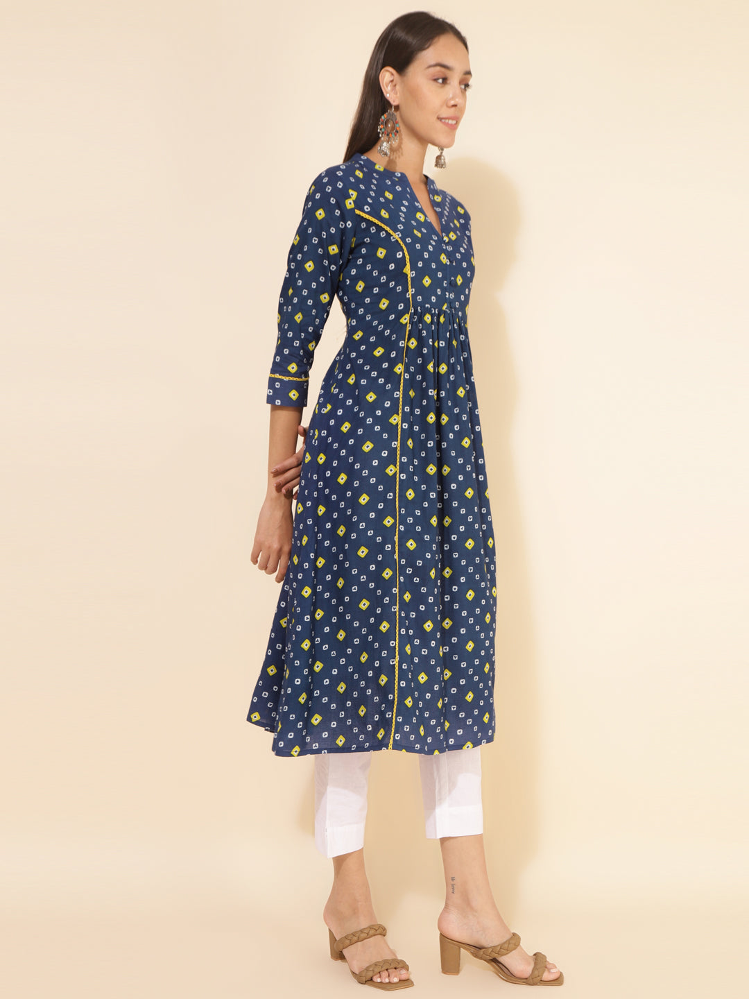 Janasya Blue Cotton Bandhani Printed Casual Kurta | Swadesiicart