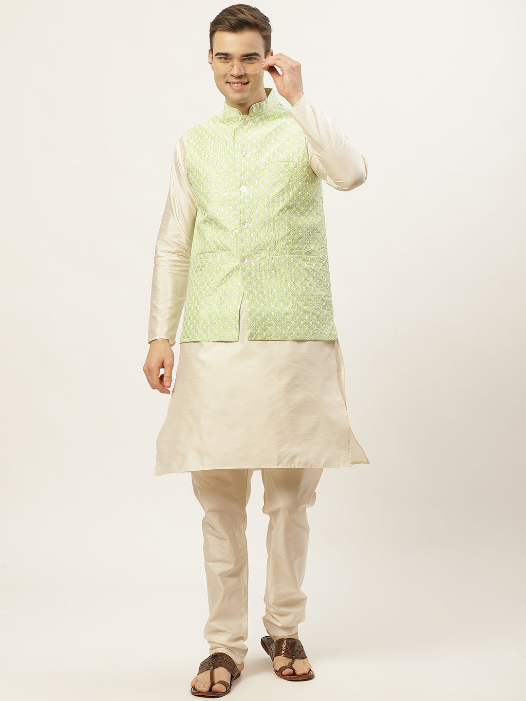 Jompers Men's Embroidered Nehru Jacket & Kurta Pyjama (Green ) | Swadesiicart