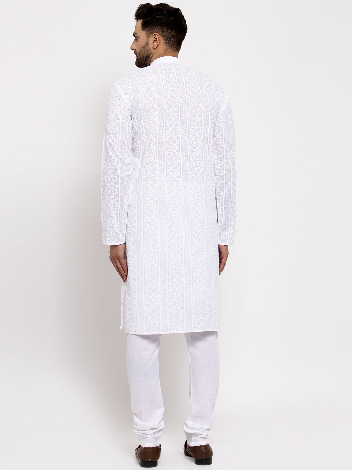 Jompers Men White Embroidered Kurta with Pyjamas | Swadesiicart