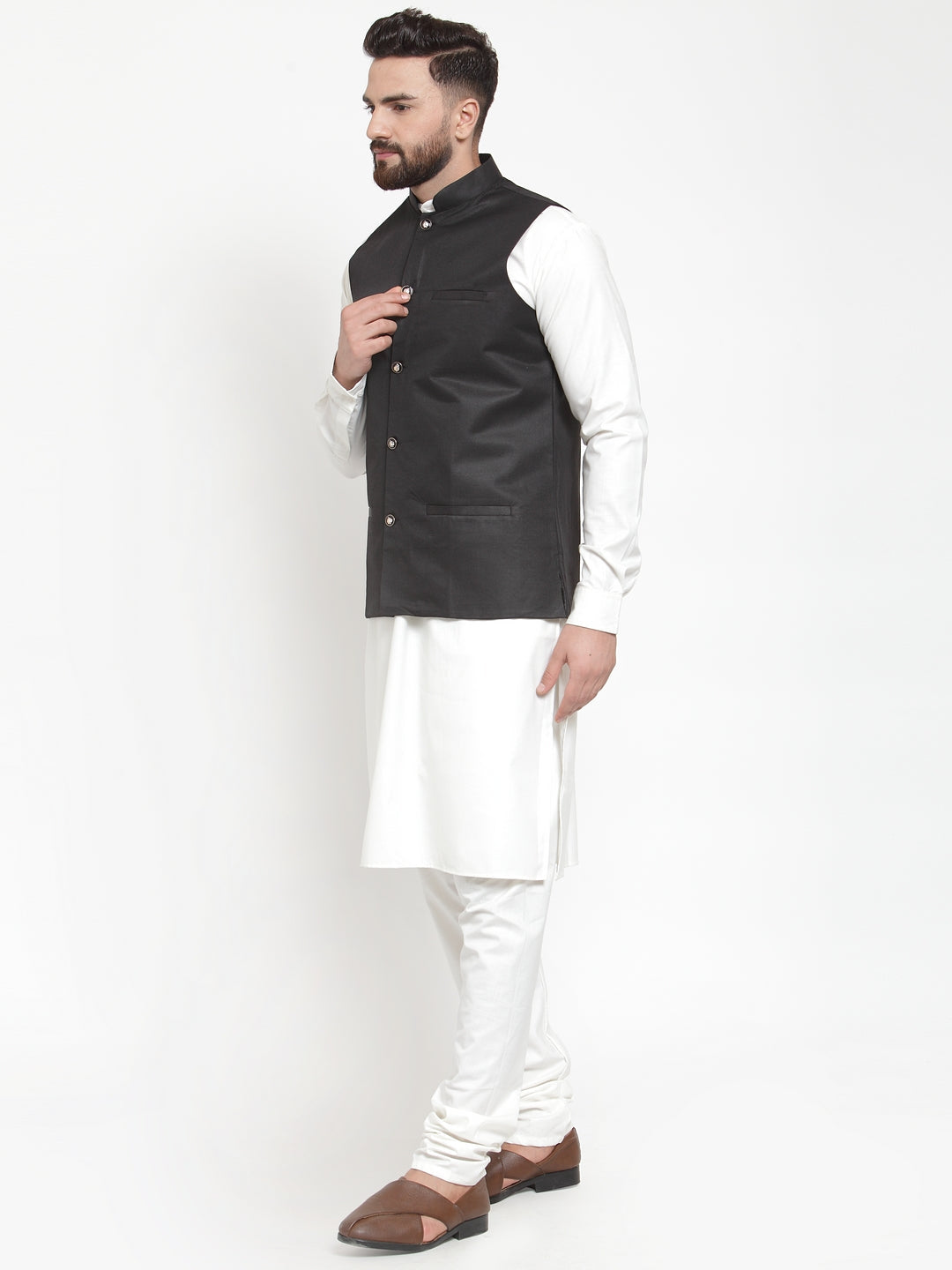 Jompers Men's Solid Kurta Pajama with Solid Waistcoat | Swadesiicart