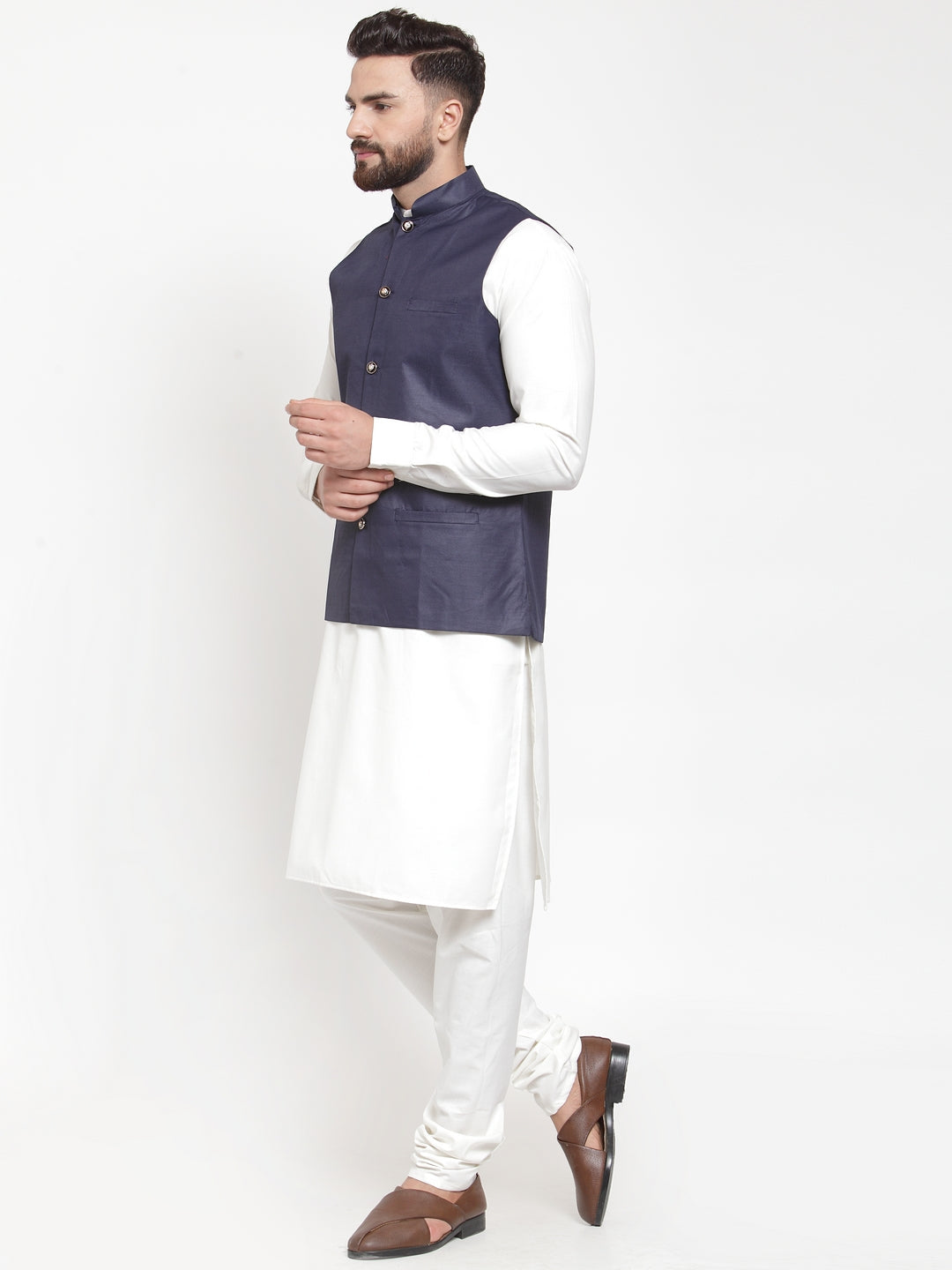 Jompers Men's Beautiful Solid Kurta Pajama with Solid Waistcoat | Swadesiicart