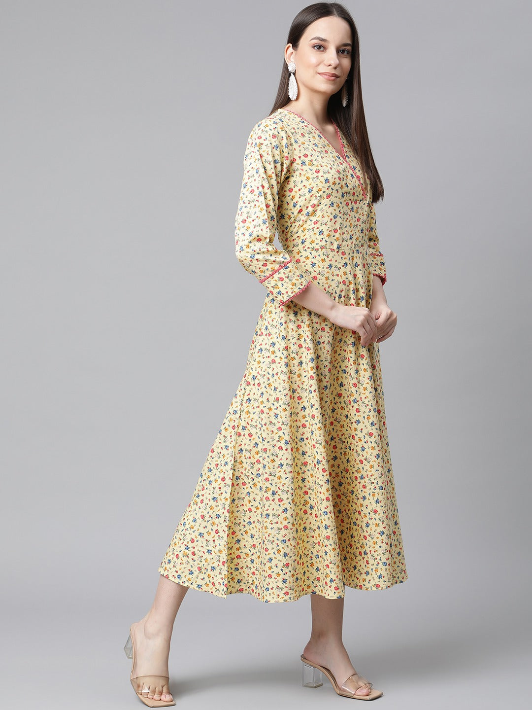 Jompers Women Yellow Floral printed A-Line kurta | Swadesiicart