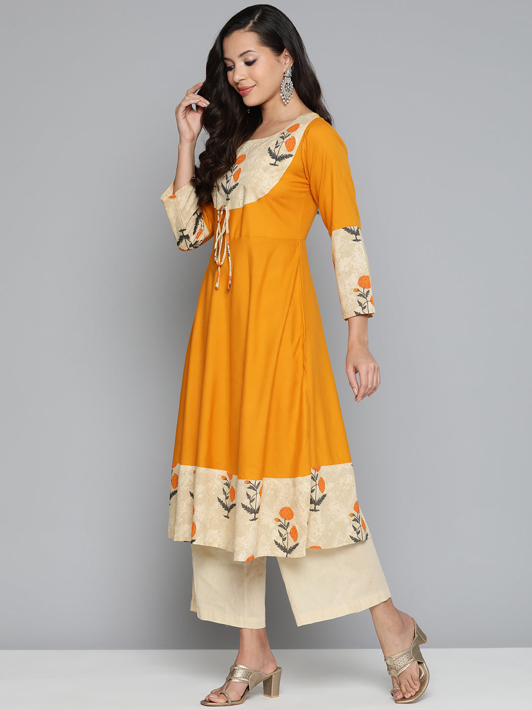 Jompers Women's Floral Printed Mustard Floral Kurta - Swadesiicart