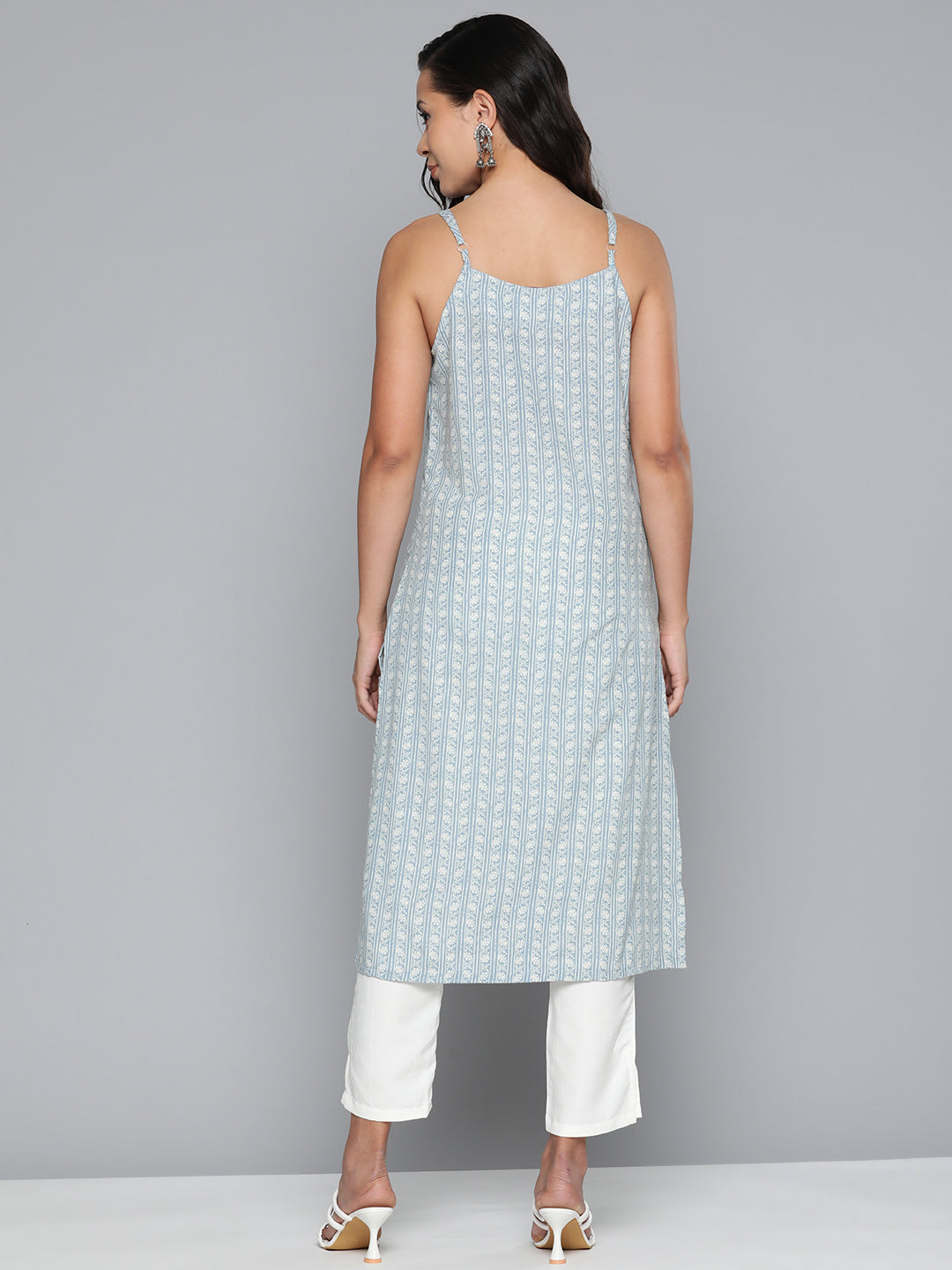 Jompers Women's Floral Printed Blue Kurta - Blue - Swadesiicart