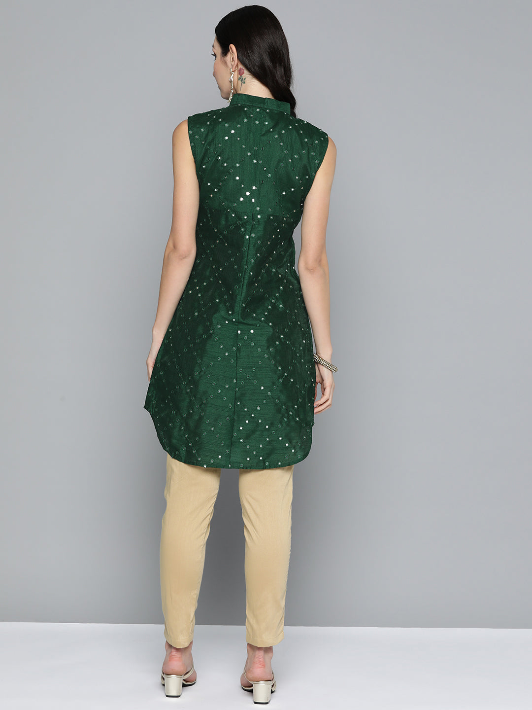 Jompers Women's Geometric Embroidered Mirror Work Kurta - Green - Swadesiicart