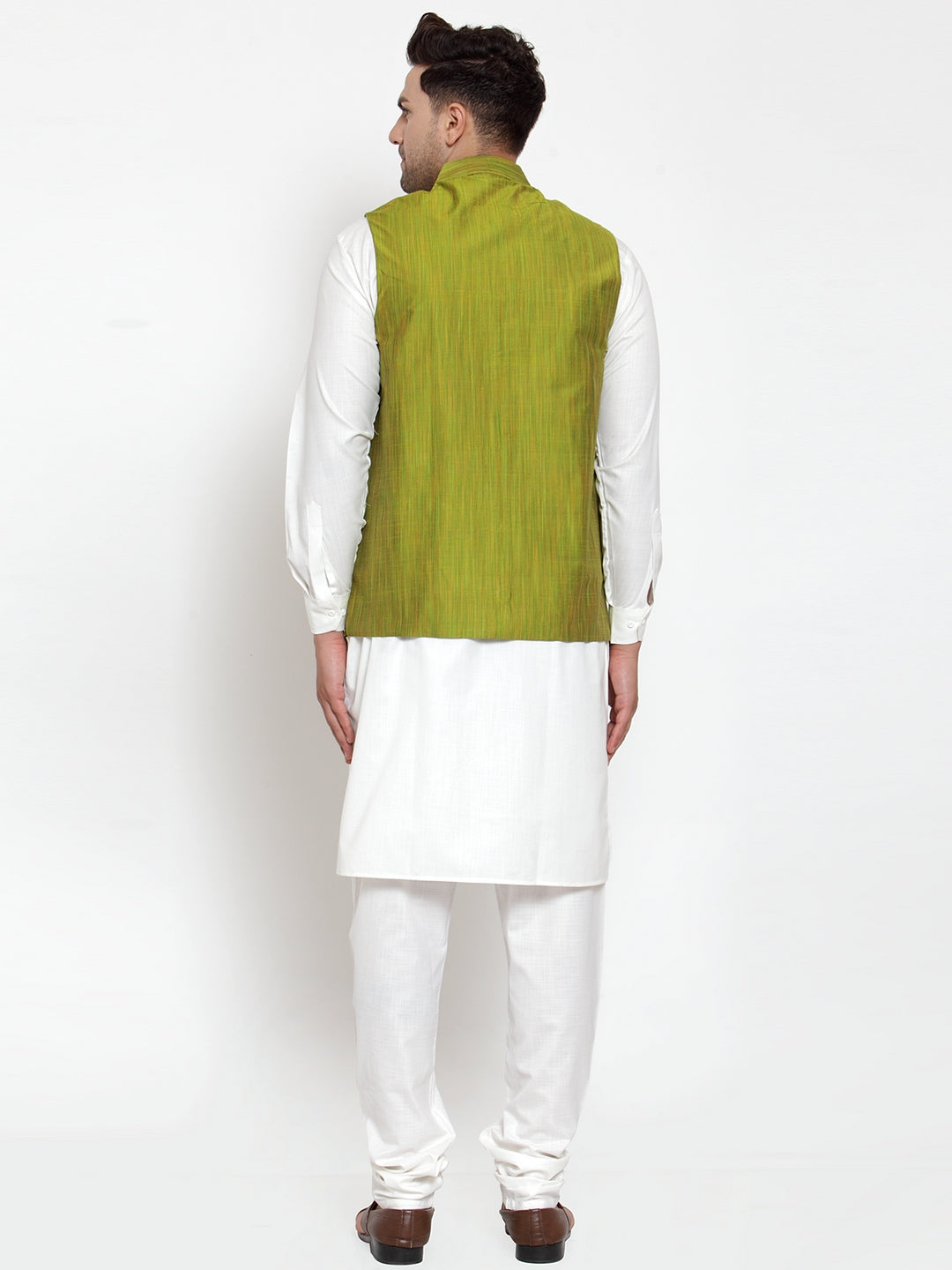 Jompers Men's White Solid Kurta with Pyjamas & Green Nehru Jacket | Swadesiicart