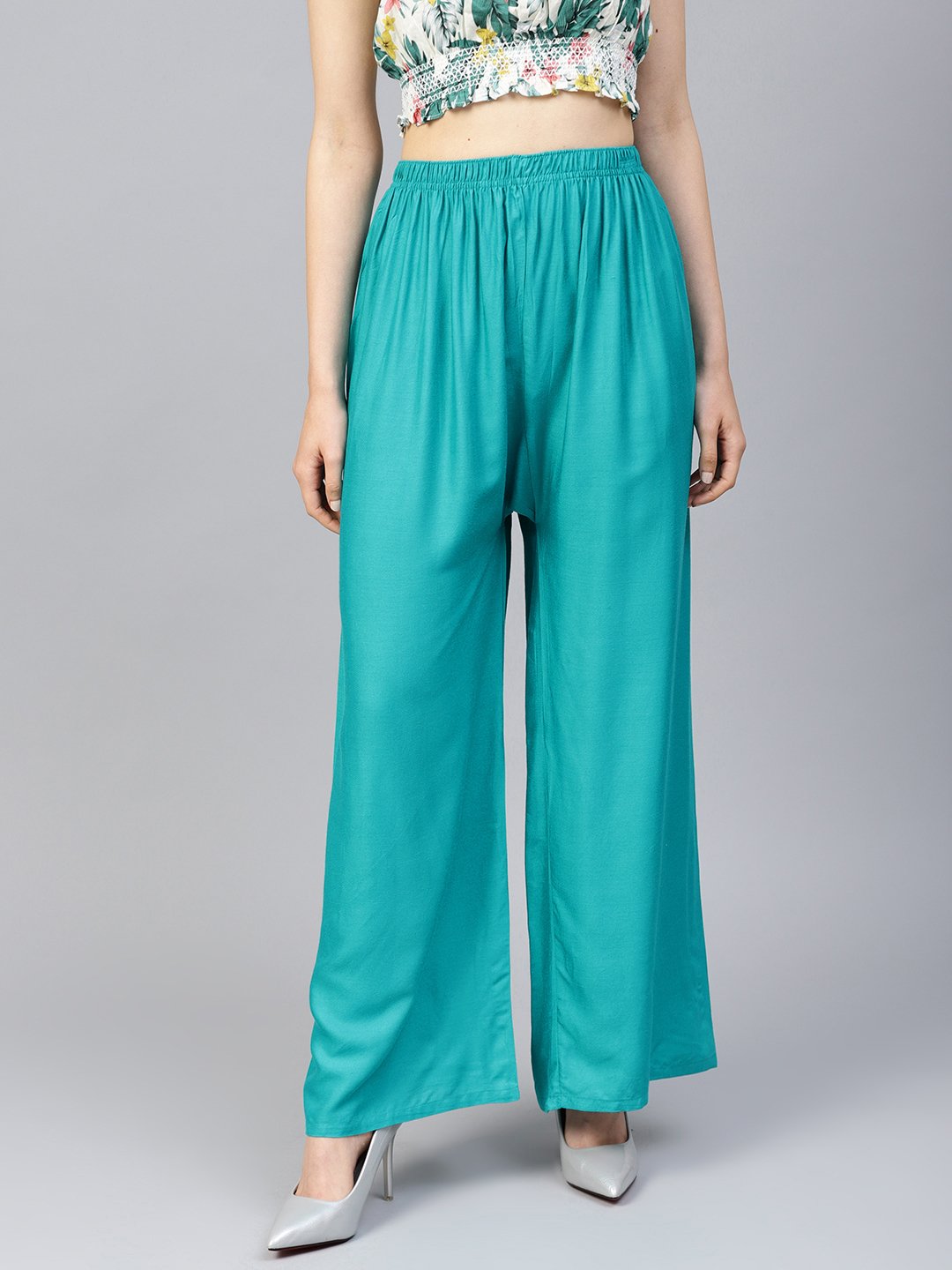 Jompers Women Rama-Green Solid Straight Palazzos | Swadesiicart