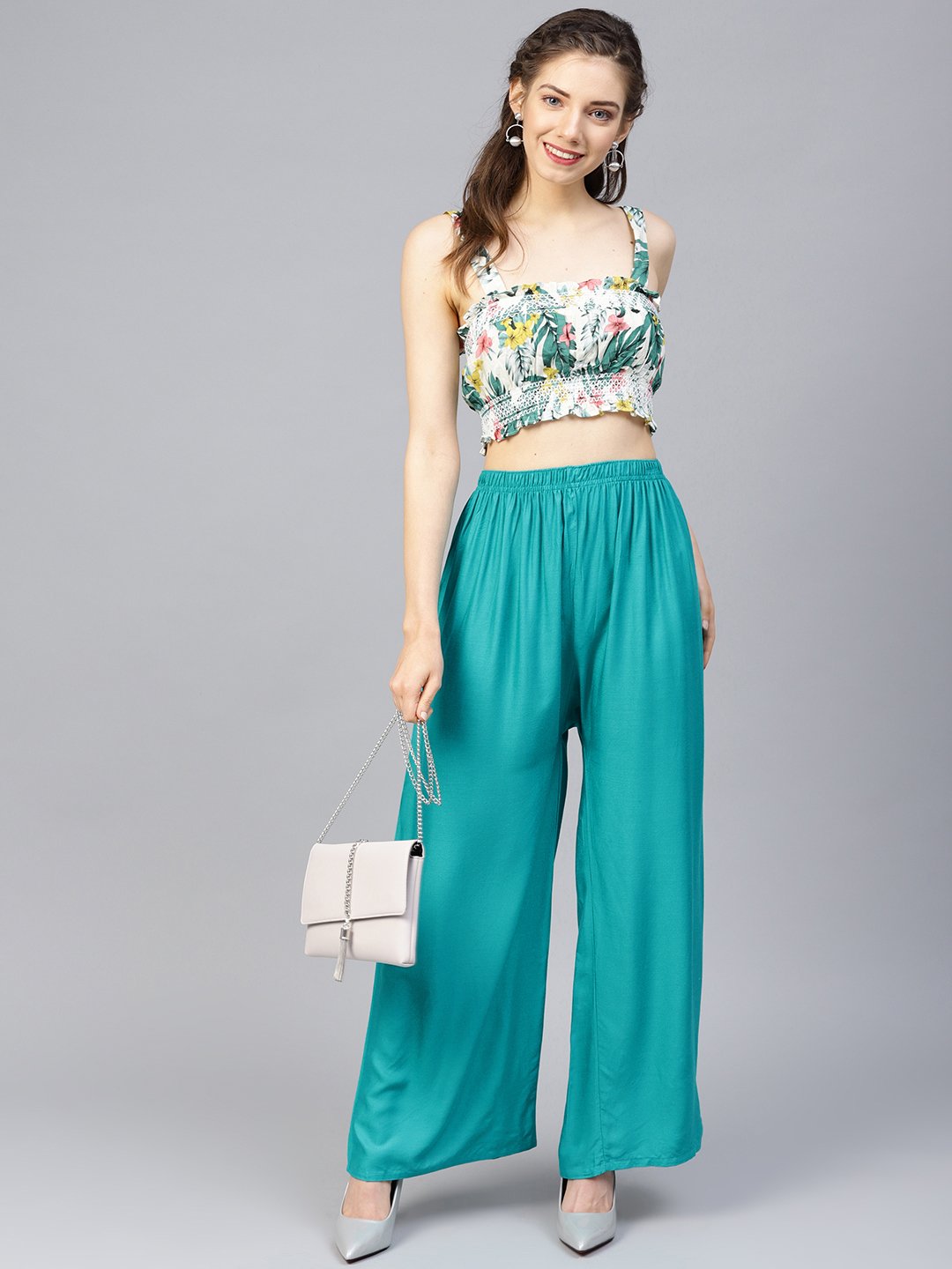 Jompers Women Rama-Green Solid Straight Palazzos | Swadesiicart
