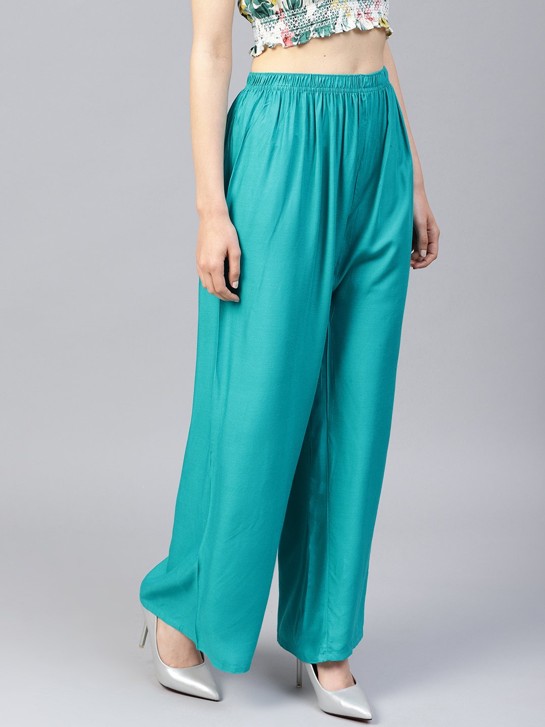 Jompers Women Rama-Green Solid Straight Palazzos | Swadesiicart