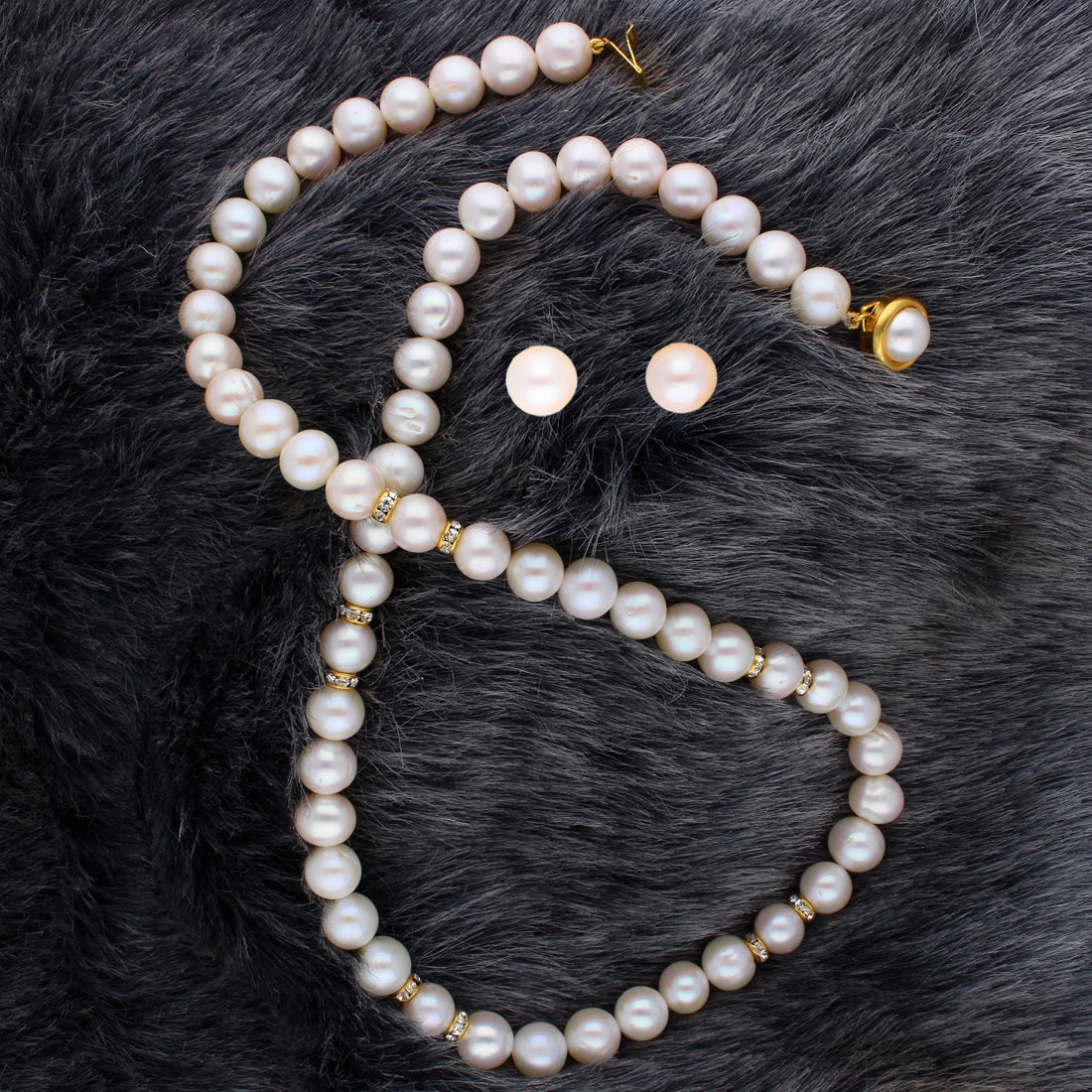 J Pearls Charming Pearl Necklace - Real Pearl Jewelry | Swadesiicart
