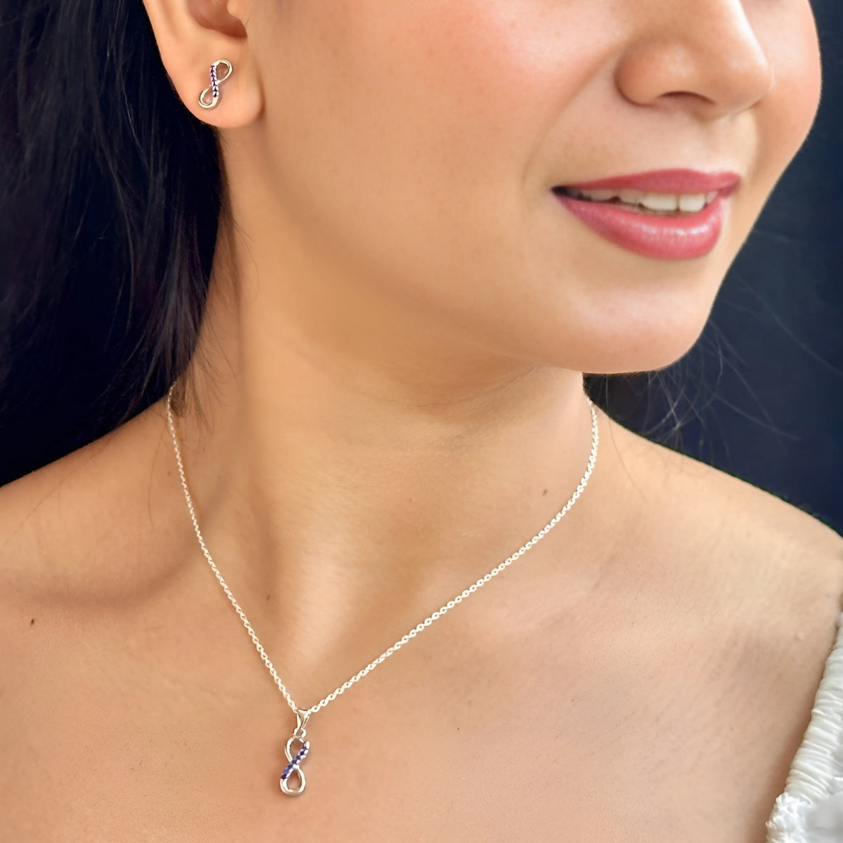 J Pearls Artistic 925 Sterling Silver Pendant Set | Swadesiicart