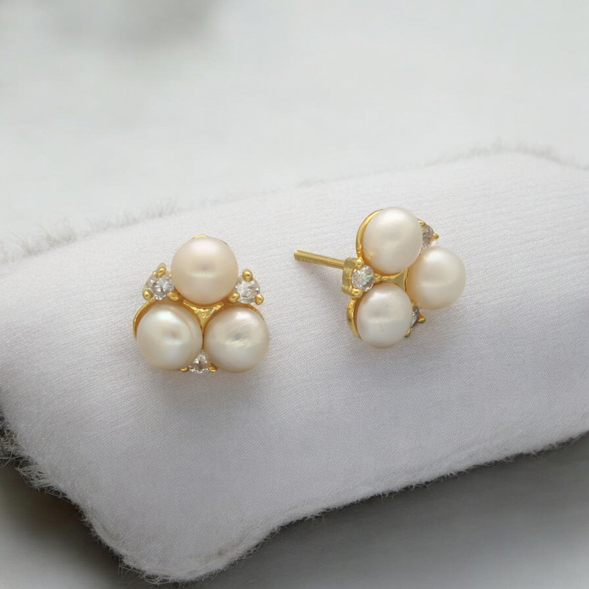 J Pearls Larisa Pearl Earrings Pack 2 - Swadesiicart