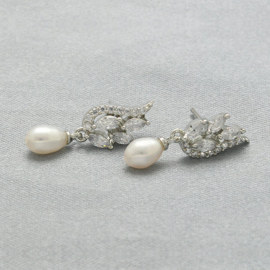 J Pearls Hansa Pearl Earrings Pack 2 - Swadesiicart