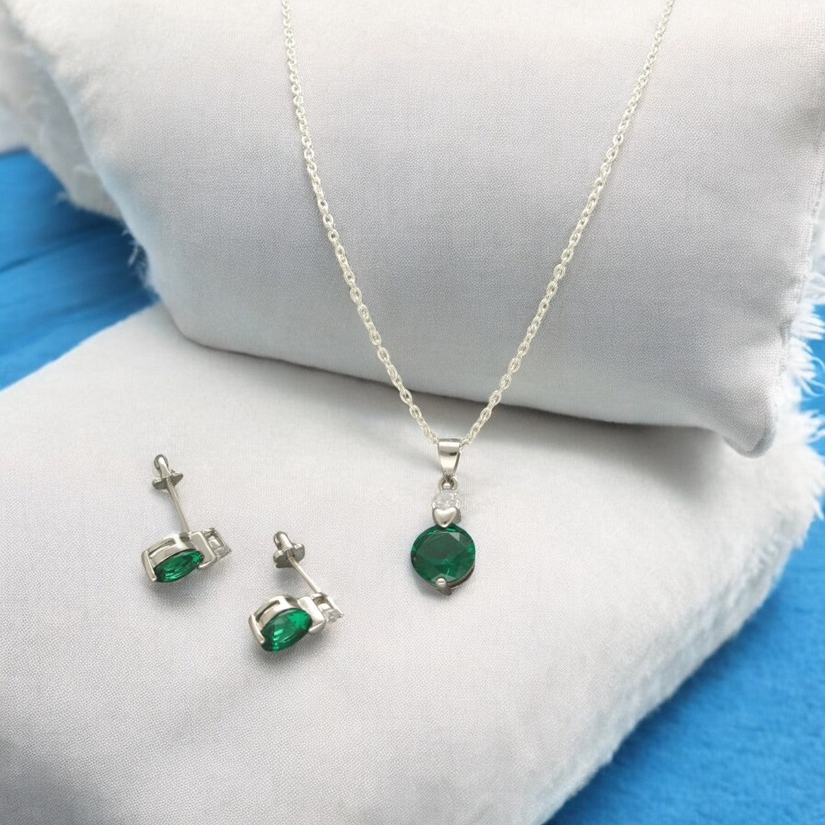 J Pearls Xeni 925 Silver Pendant Set | Swadesiicart