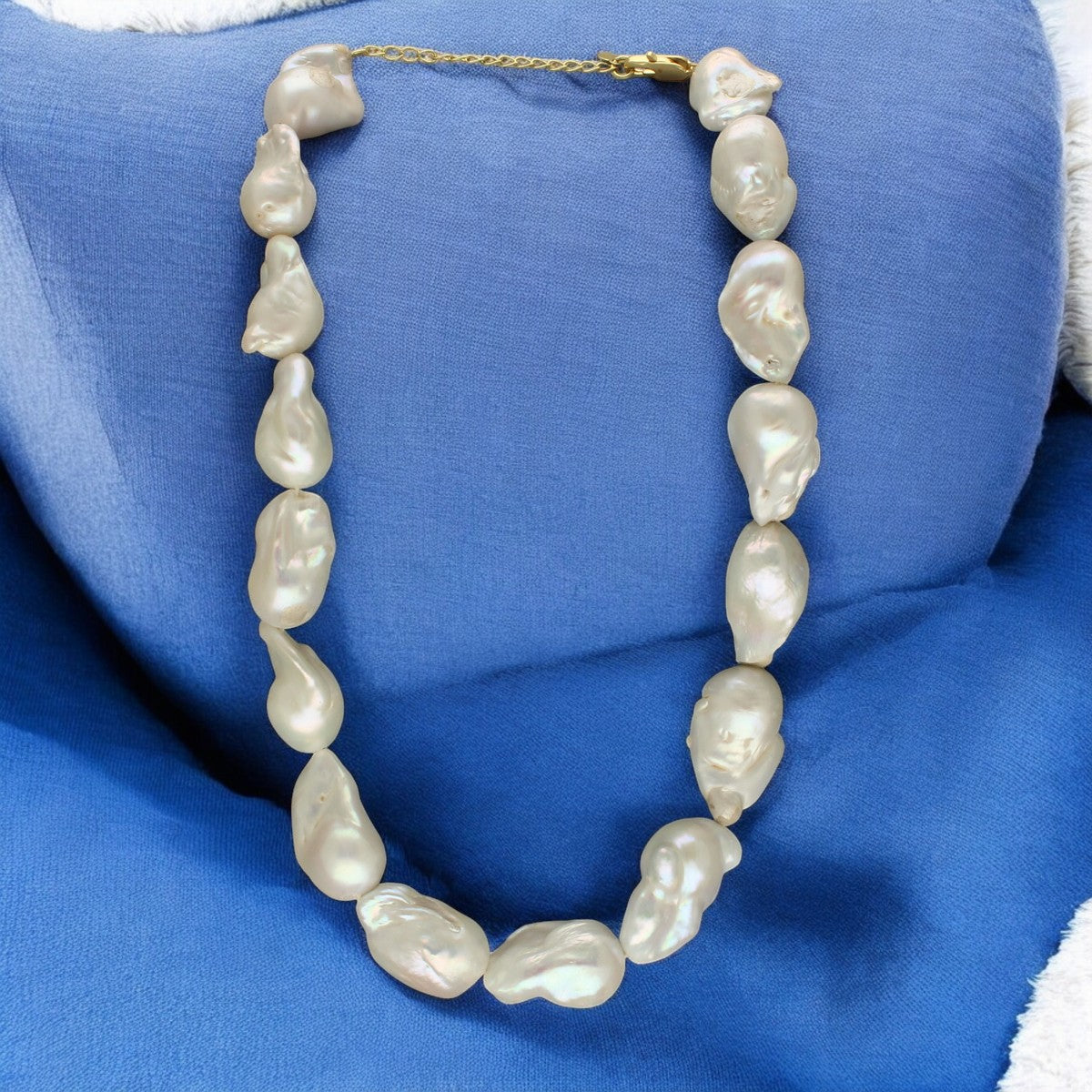J Pearls Yara Mother Of Pearl Set - Swadesiicart