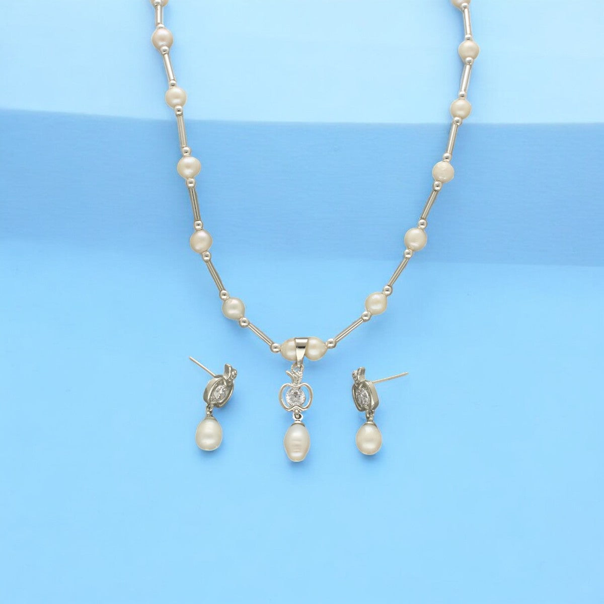 J Pearls Percy Pearl Pendant Set | Swadesiicart